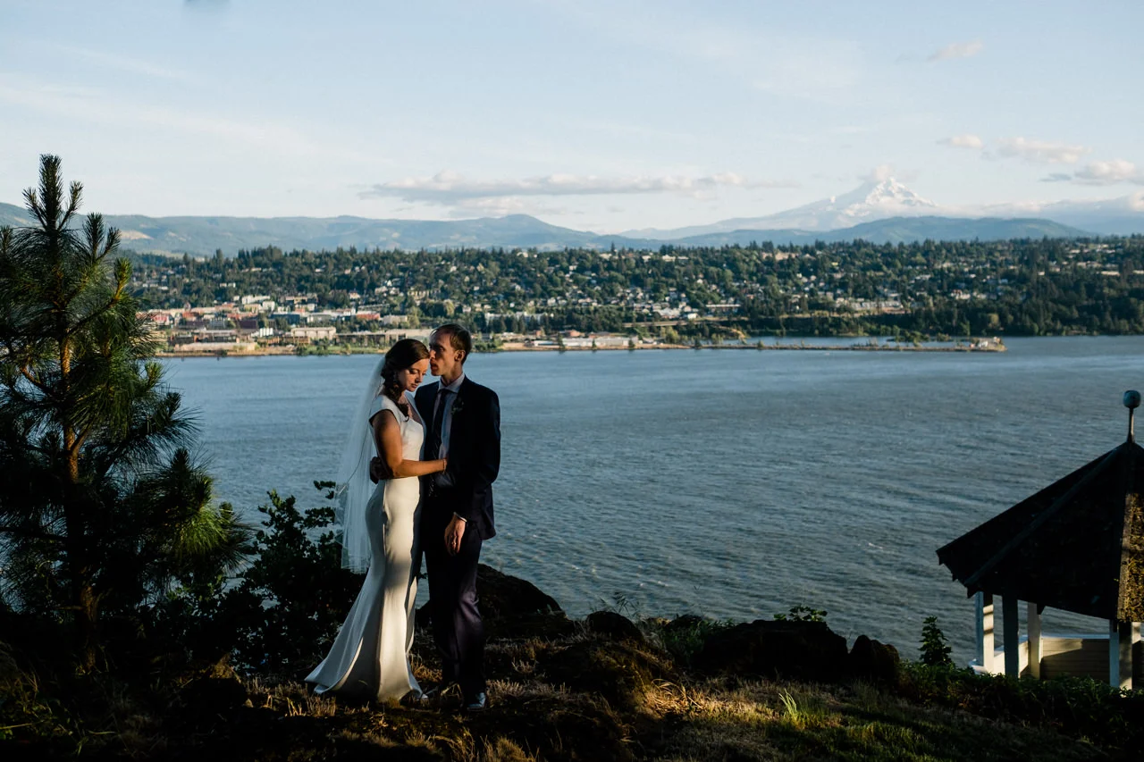 white-salmon-washington-gorge-wedding-083.jpg