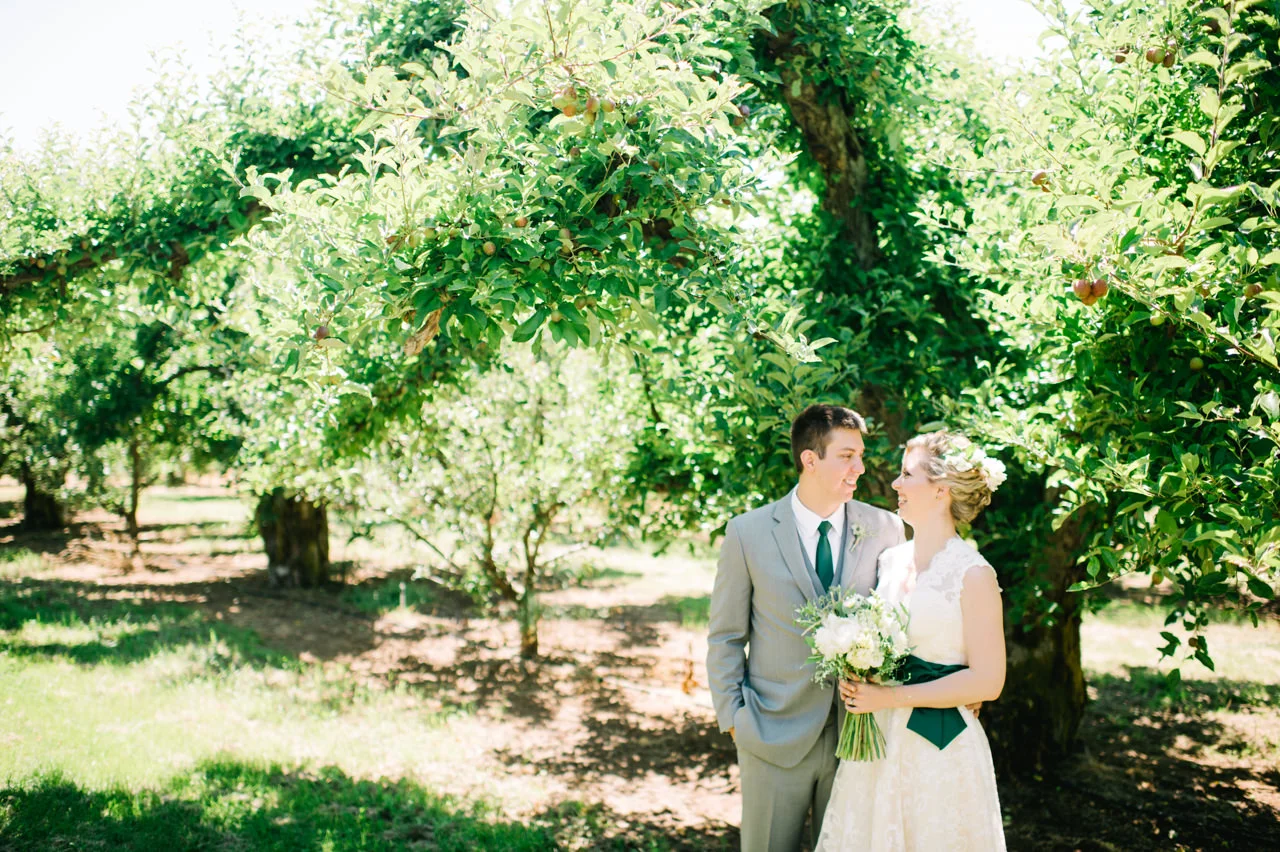 mt-view-orchards-oregon-wedding-036.jpg