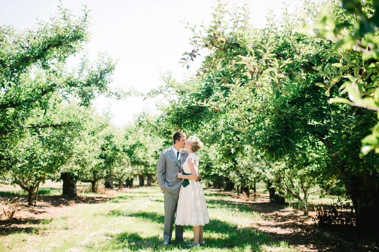 mt-view-orchards-oregon-wedding-037.jpg