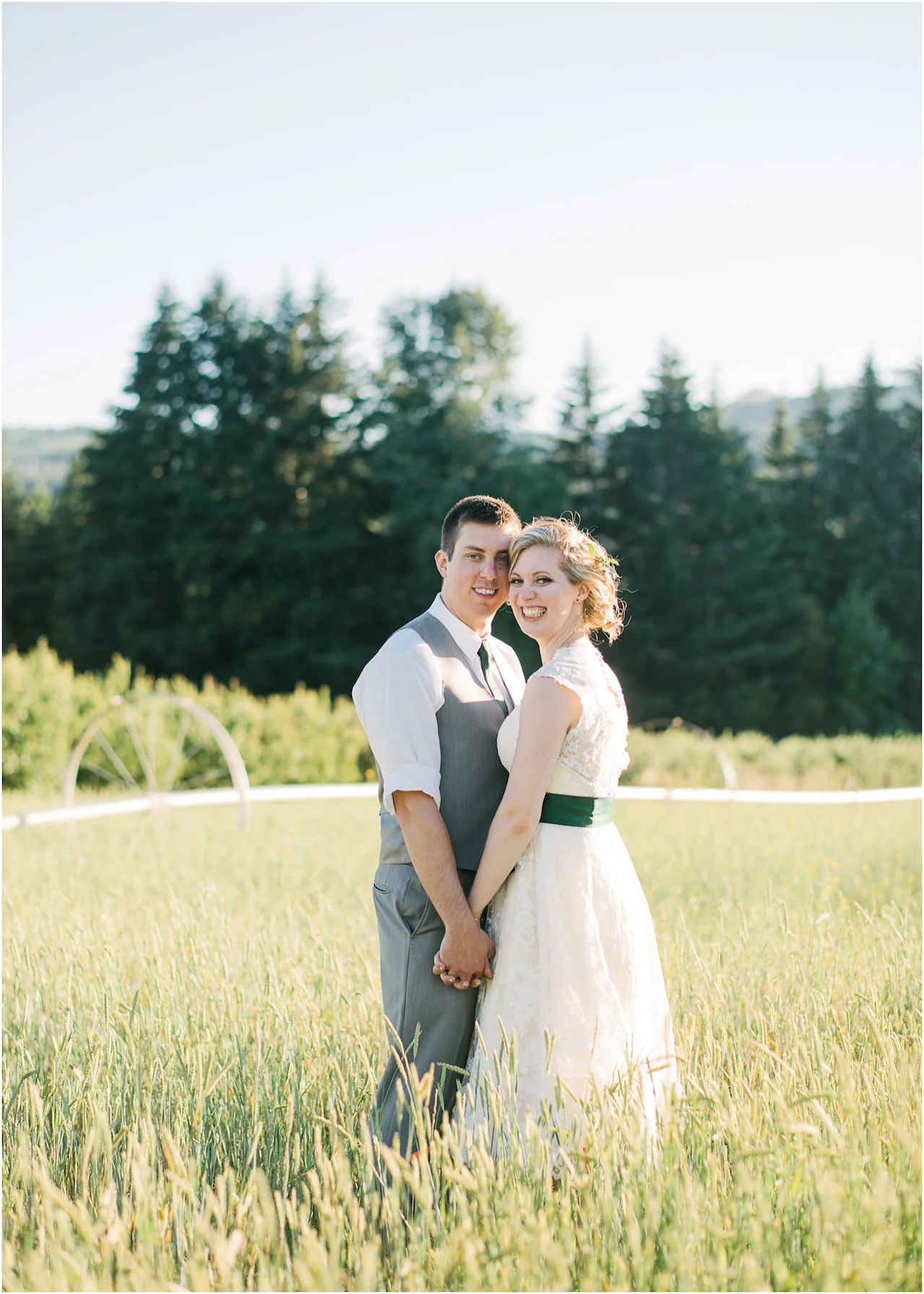 mt-view-orchards-oregon-wedding-106ab.jpg
