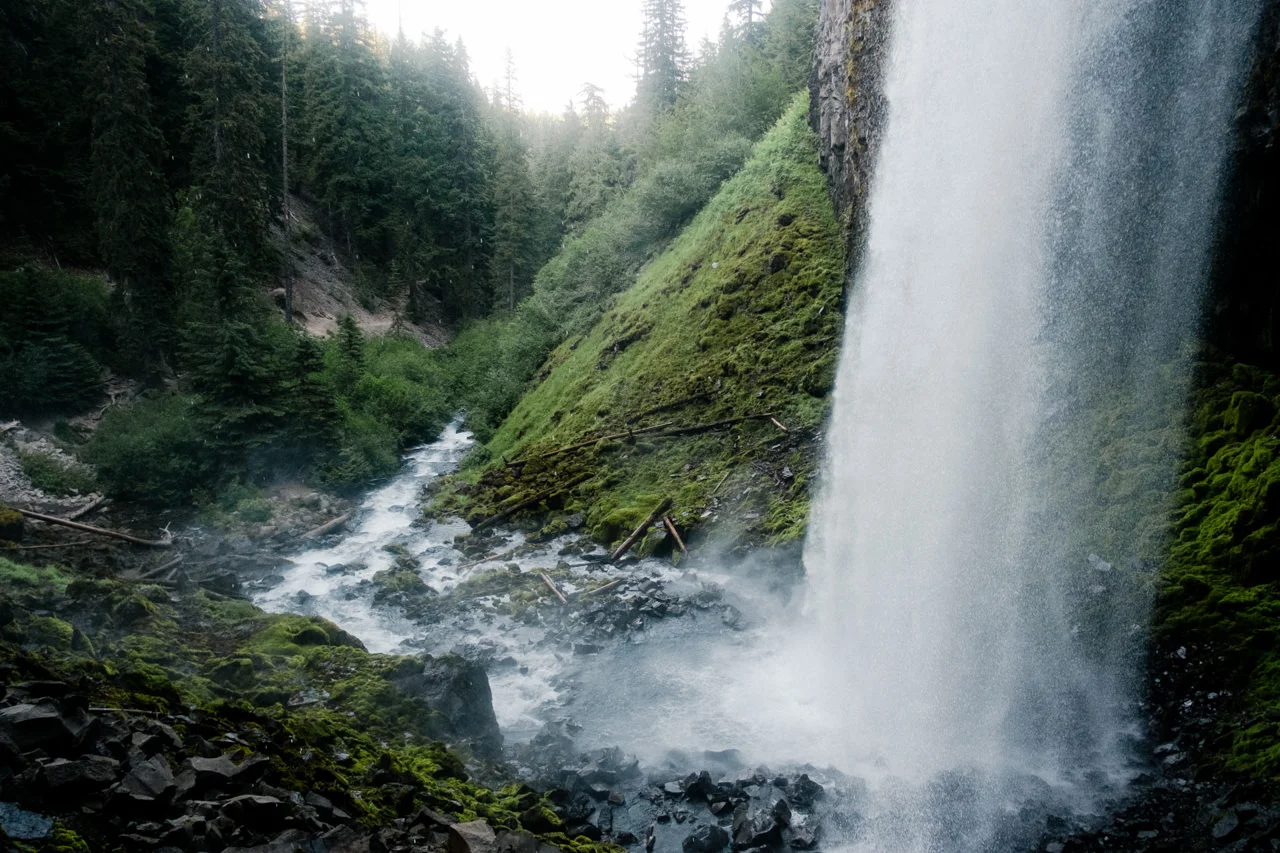 mt-hood-tamawanas-falls-engagement-033.jpg