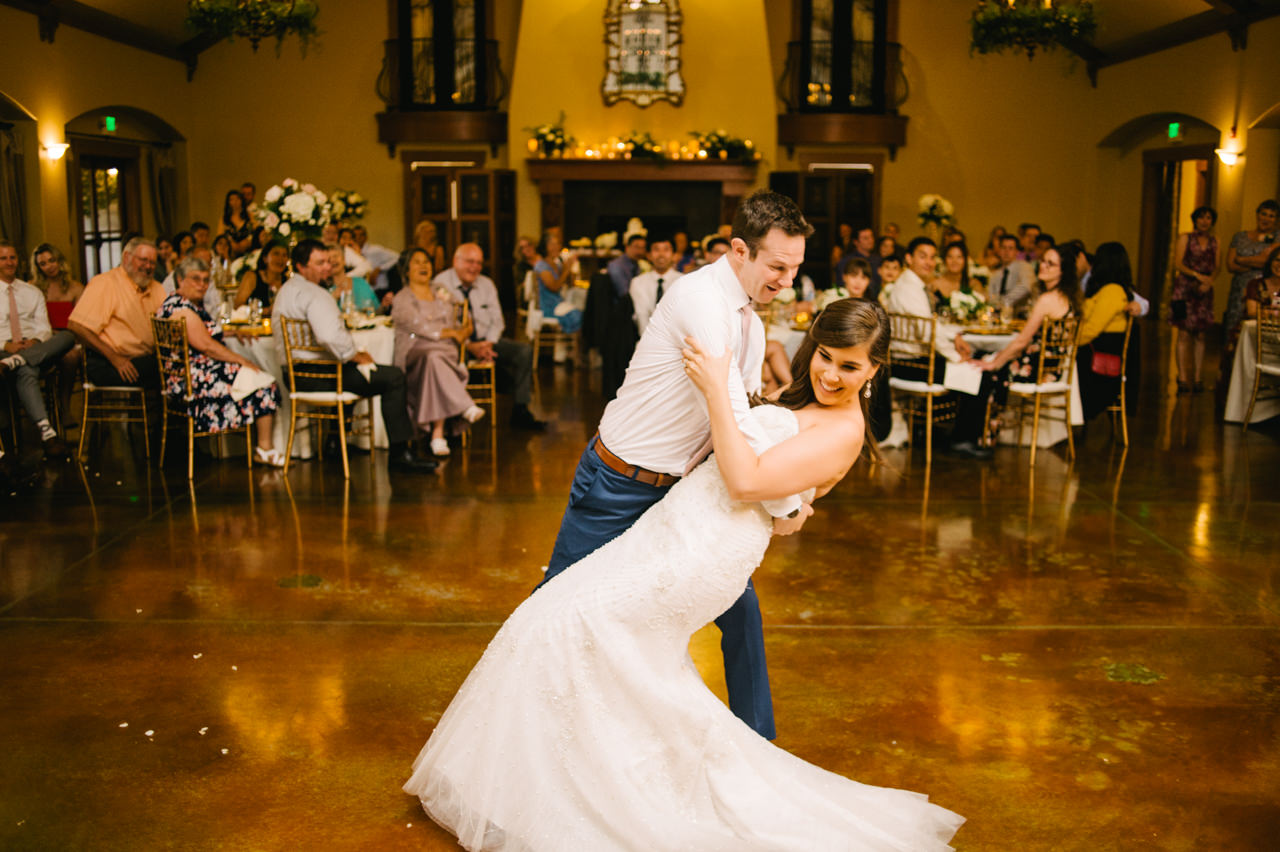 zenith-vineyards-salem-oregon-wedding-096.jpg