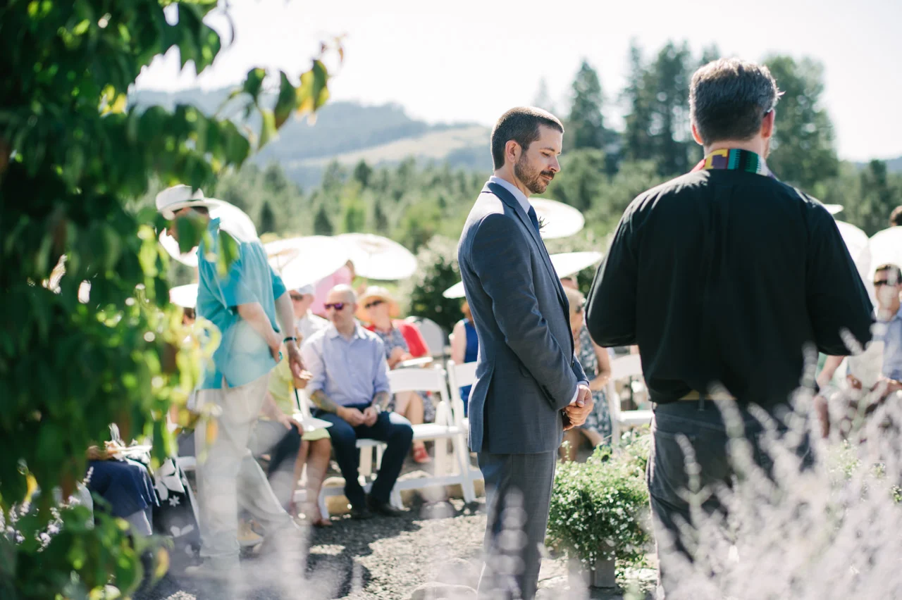 trout-lake-abbey-washington-wedding-045.jpg