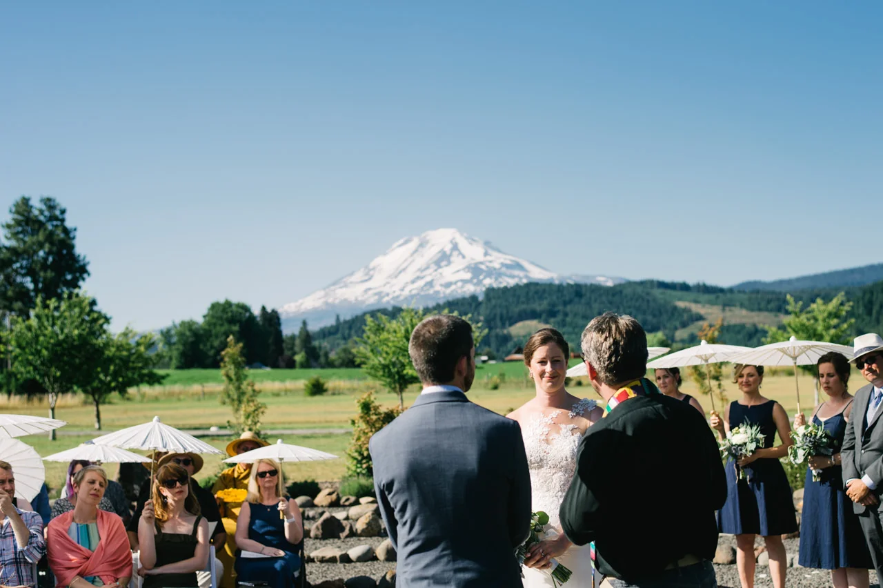 trout-lake-abbey-washington-wedding-060.jpg