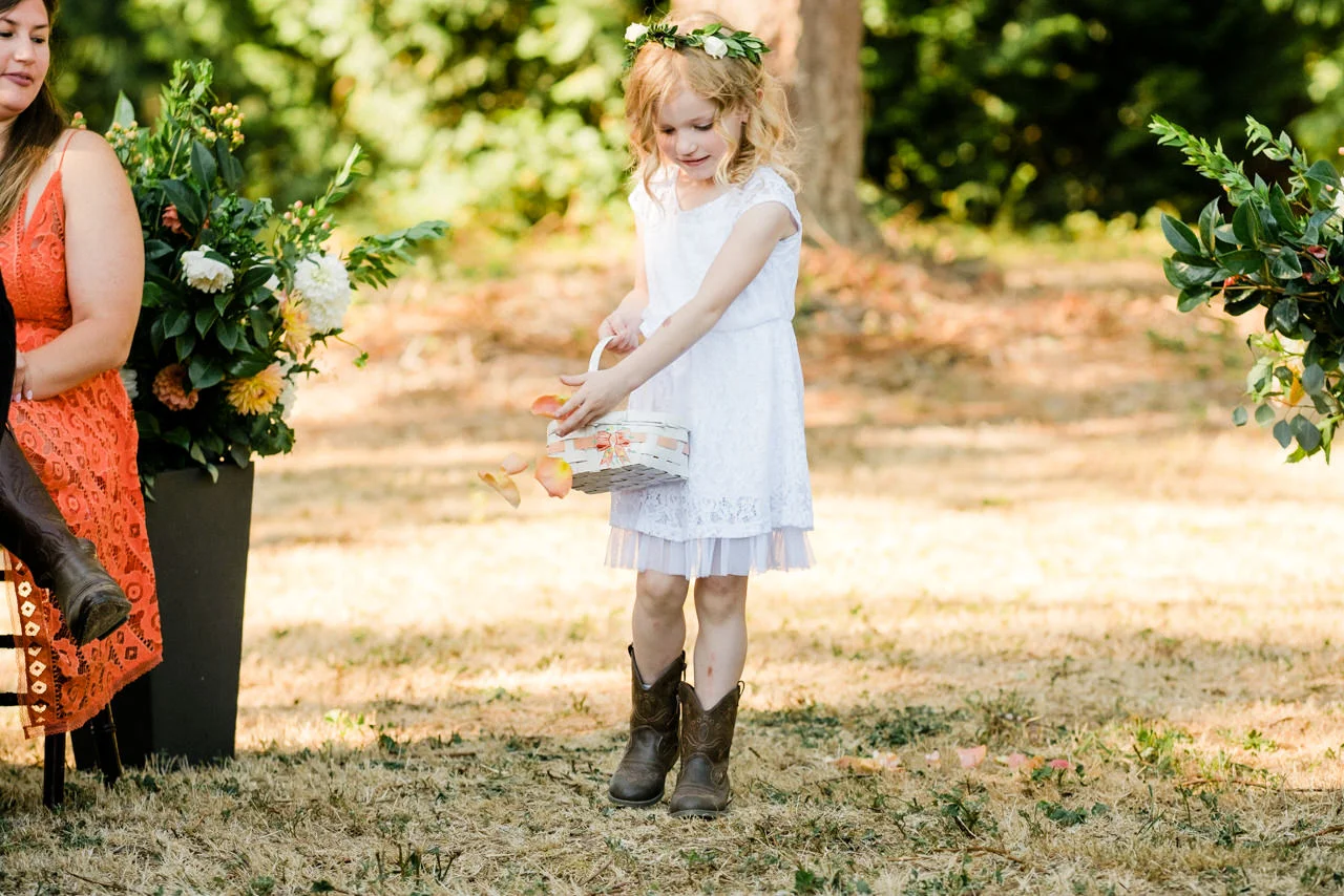 portland-farm-backyard-wedding-045.jpg