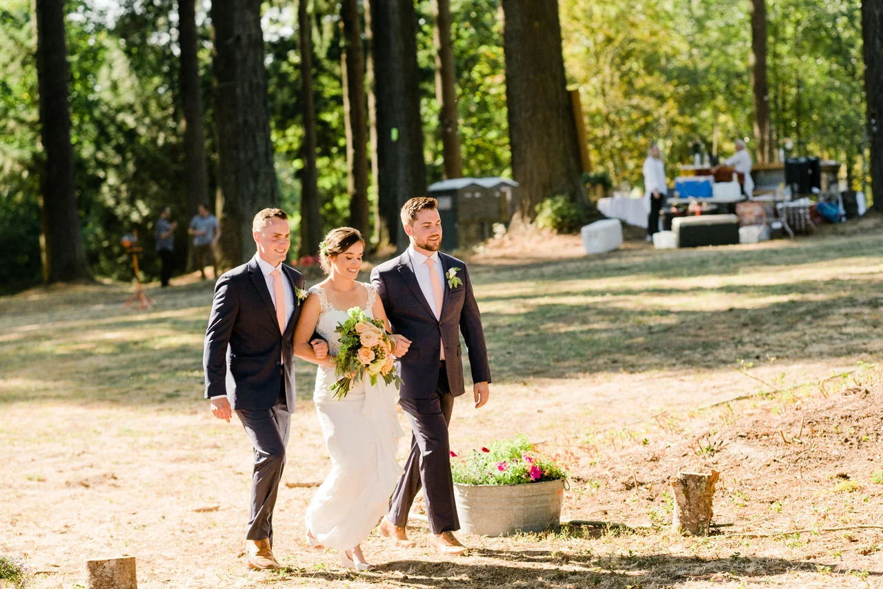 portland-farm-backyard-wedding-048.jpg