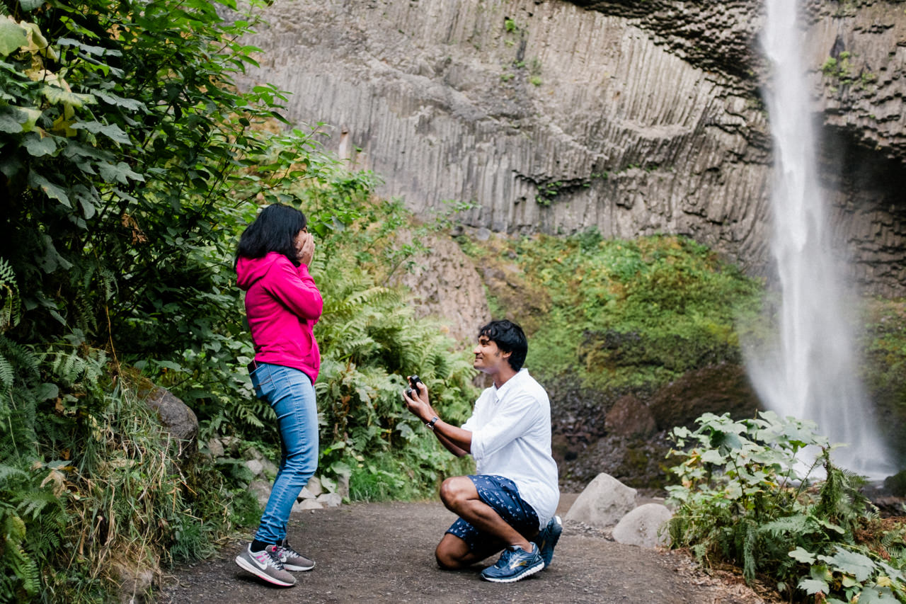 portland-latourell-falls-proposal-engagement-011.jpg