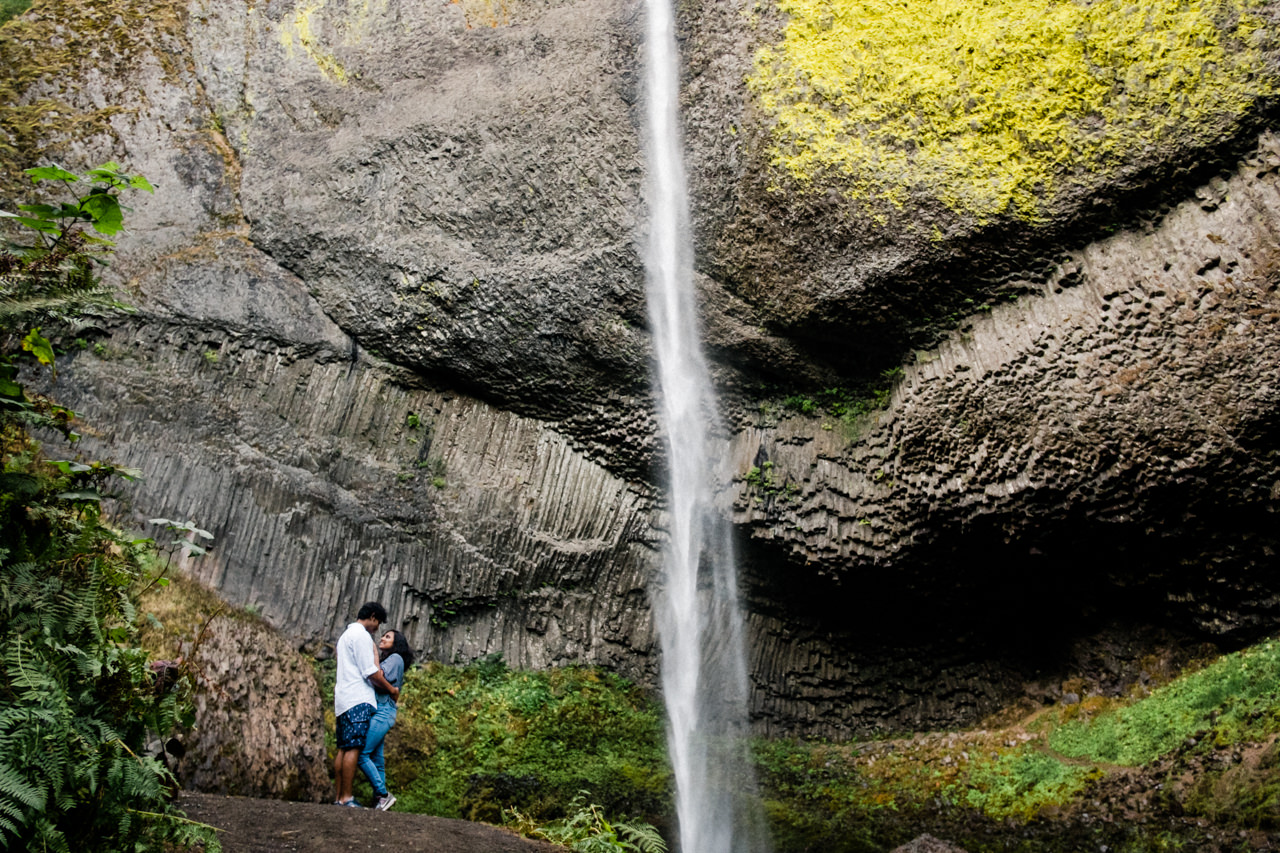 portland-latourell-falls-proposal-engagement-032.jpg