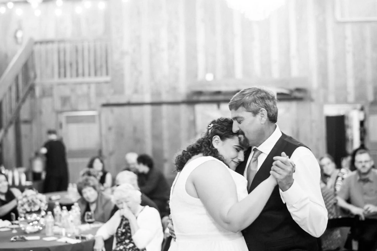 postlewaits-country-fall-wedding-061.jpg