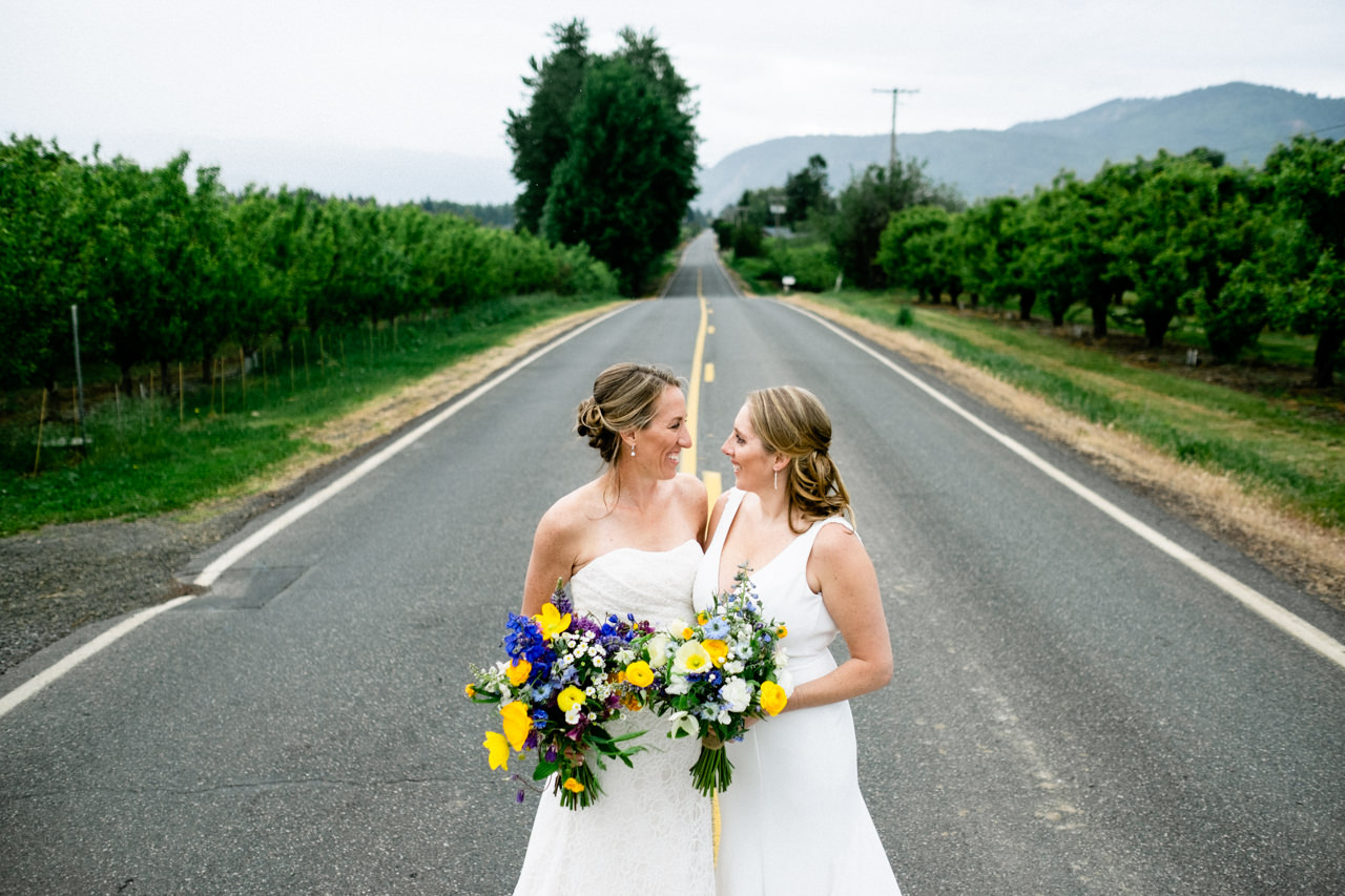 mt-hood-orchards-oregon-hood-river-wedding-030.JPG