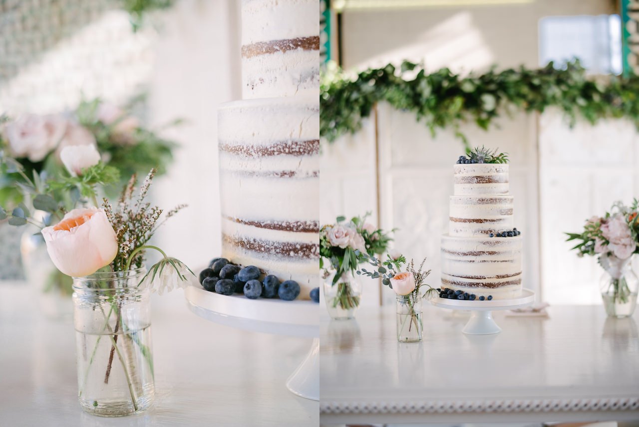  Blueberry wedding cake 