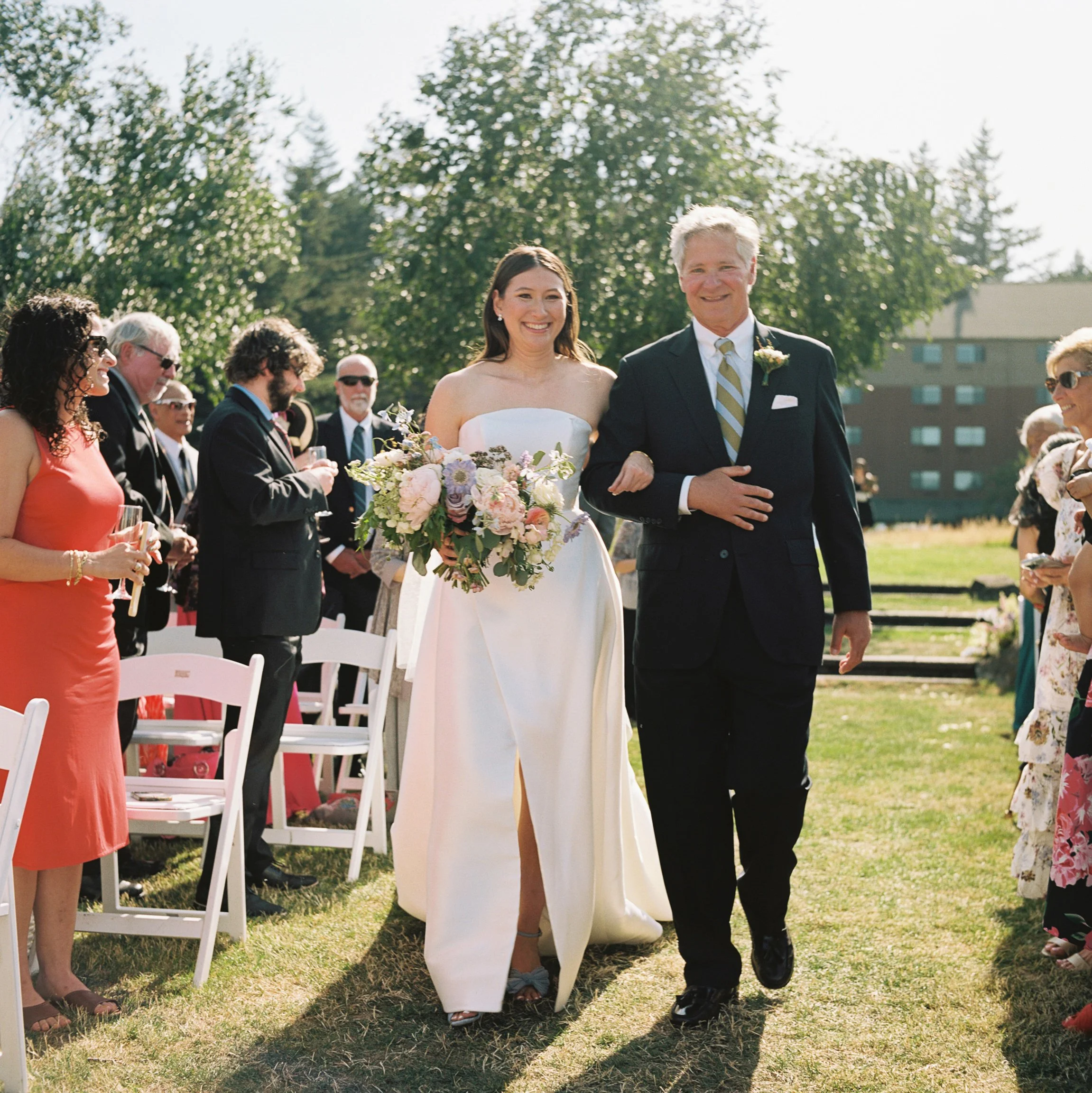20230717-OliviaAvery-Portra-160-Rolleiflex-011.jpg