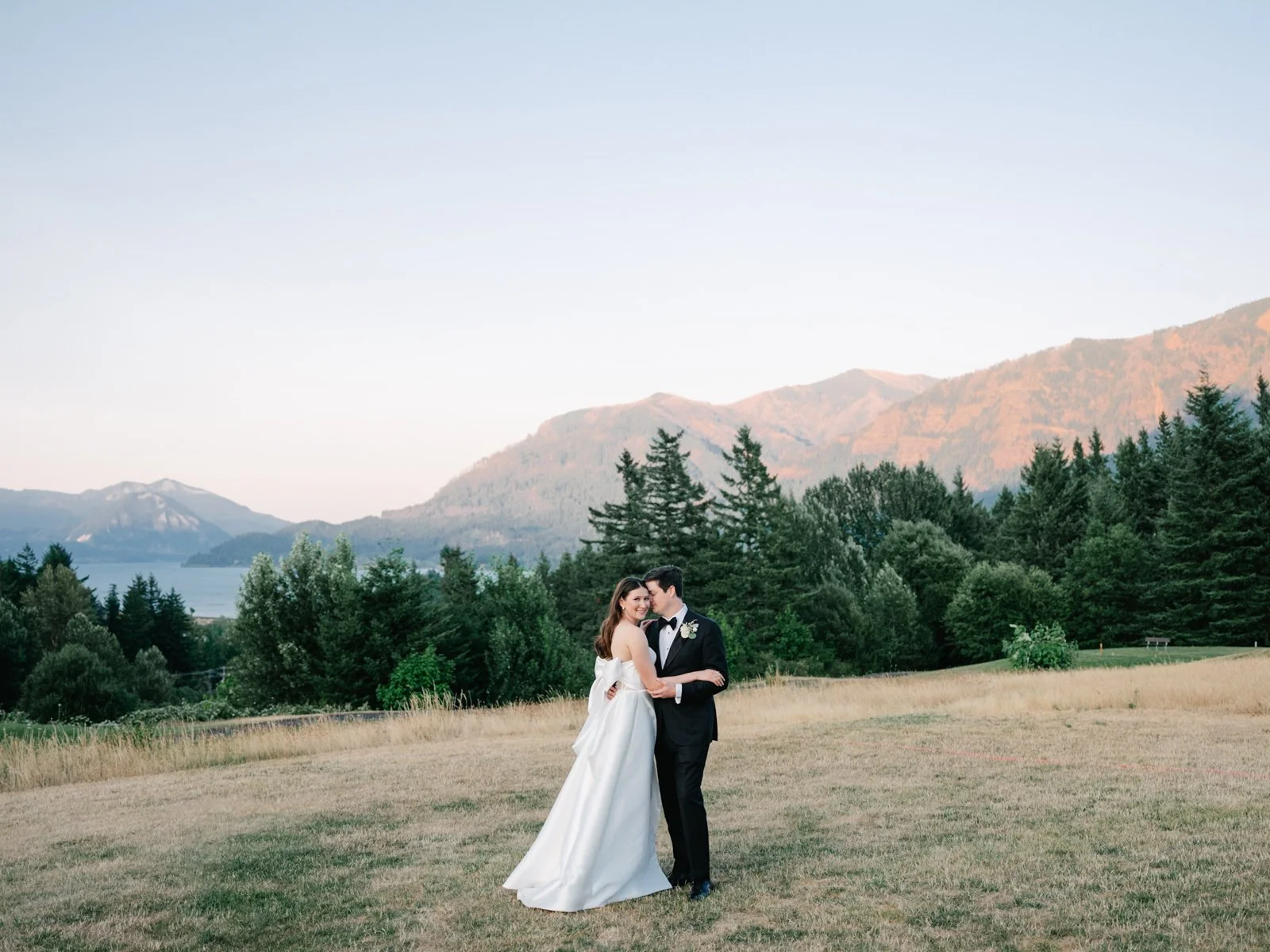skamania lodge columbia gorge wedding