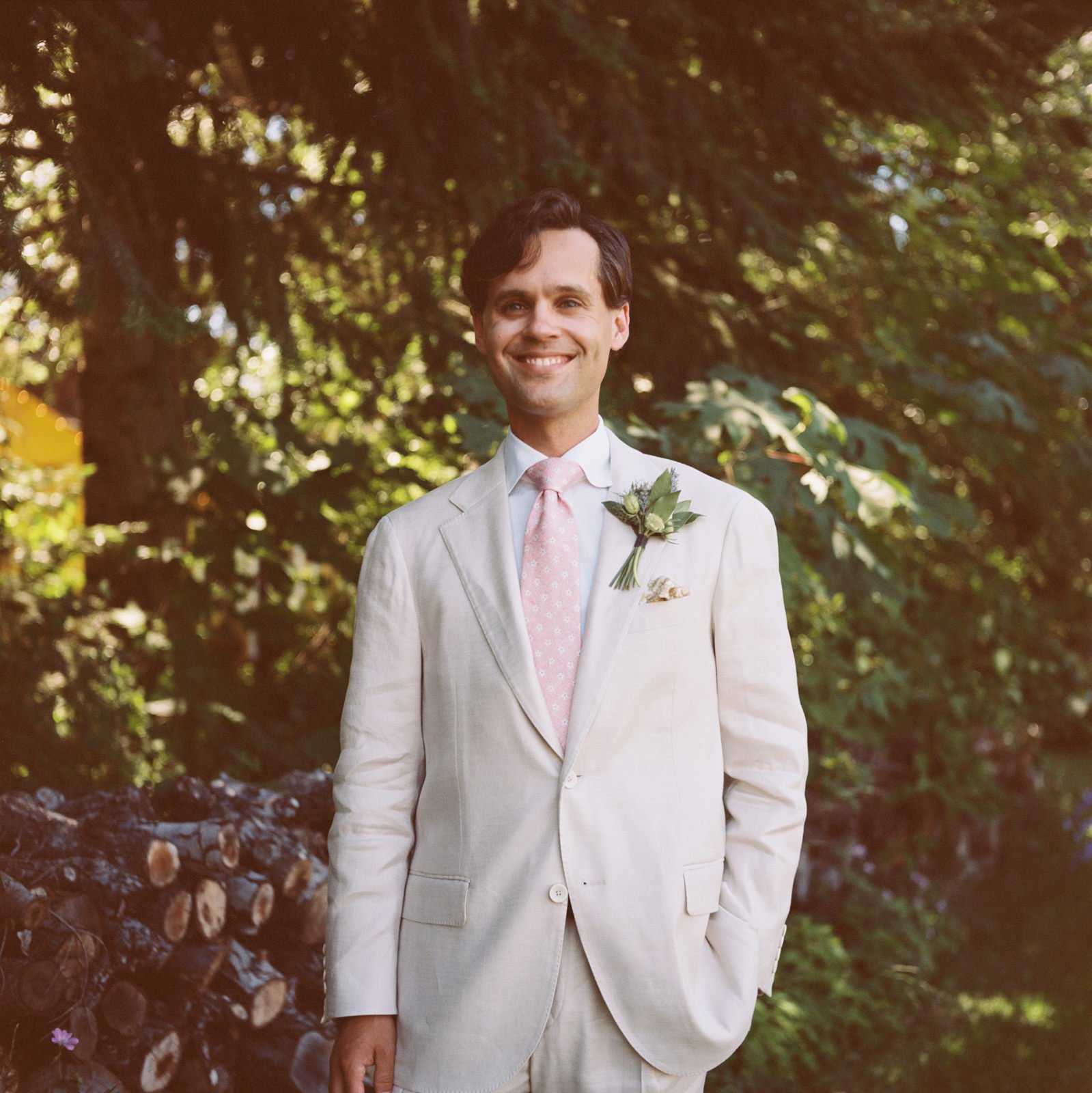 mt-hood-organic-farms-pink-tie-wedding-006.JPG