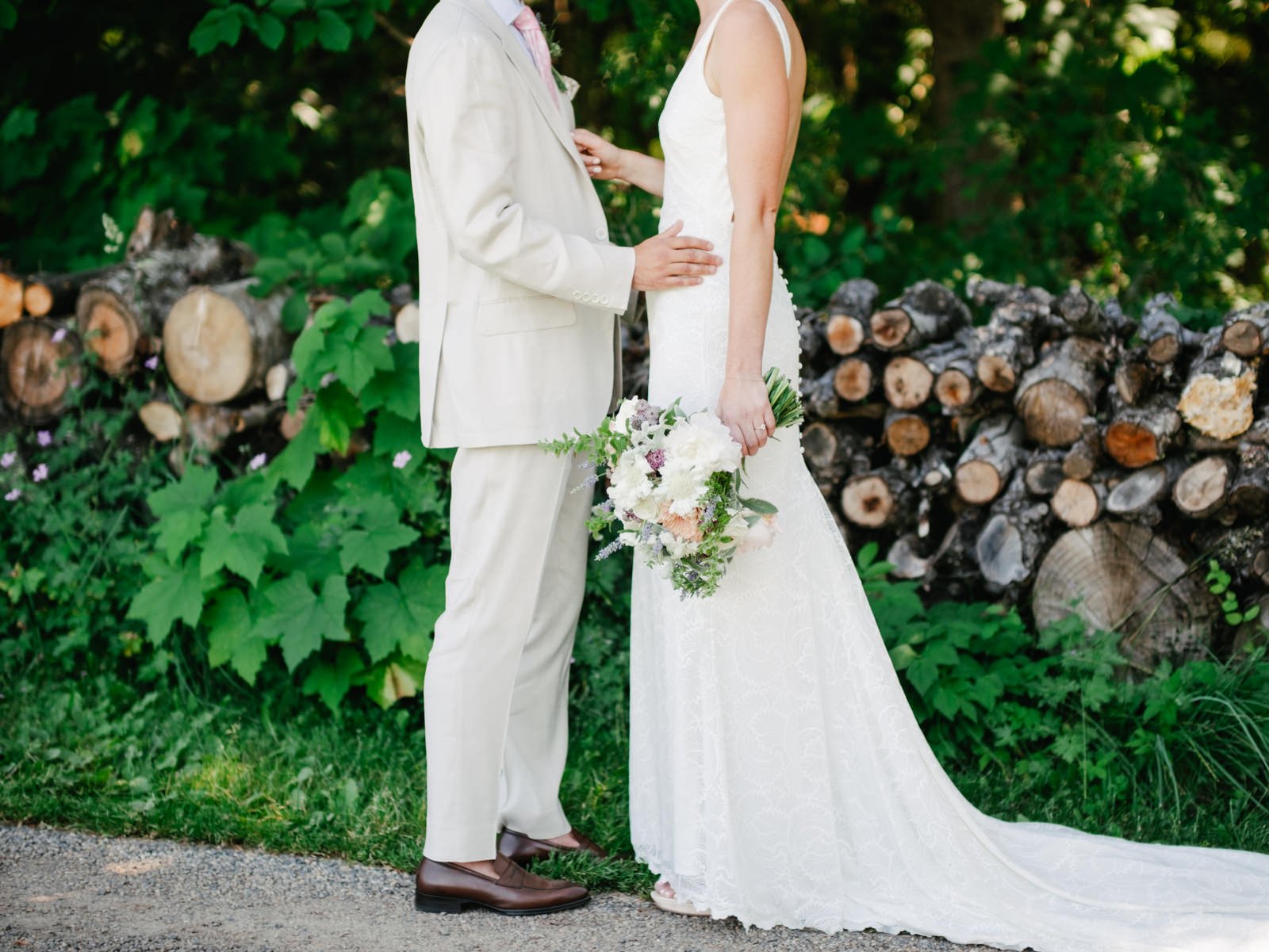mt-hood-organic-farms-pink-tie-wedding-009.JPG