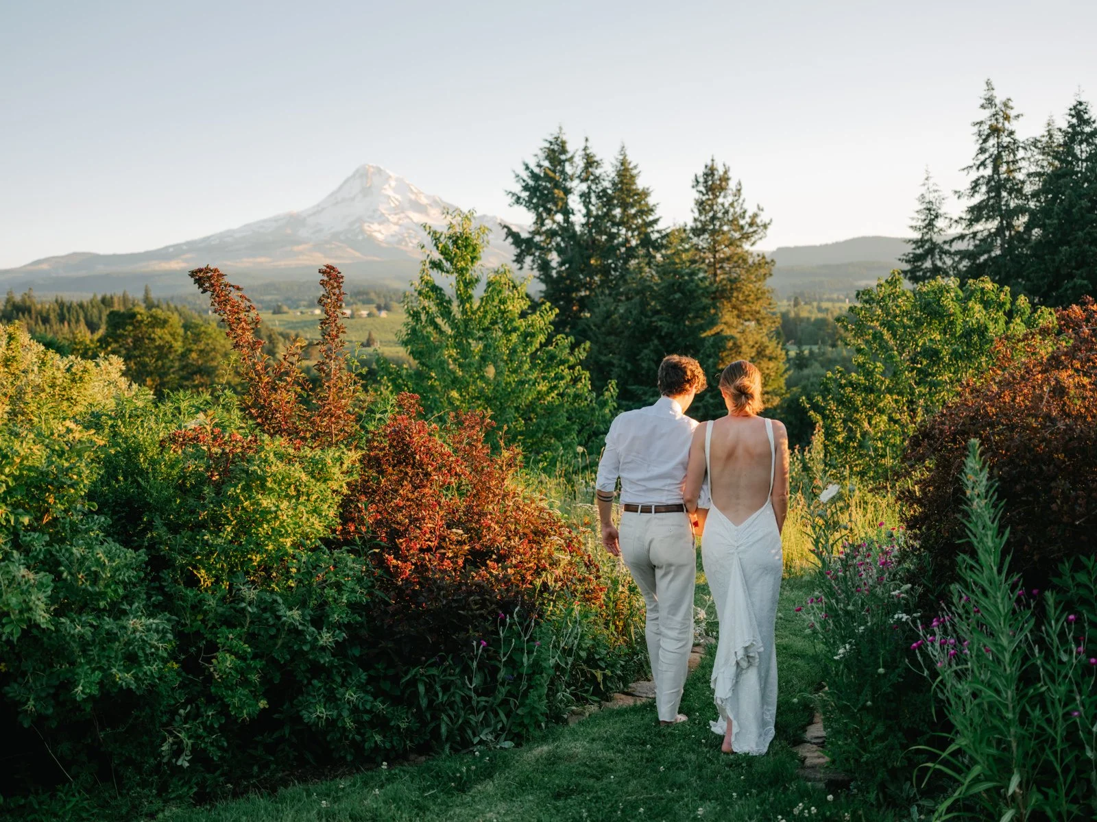 mt-hood-organic-farms-pink-tie-wedding-067.JPG