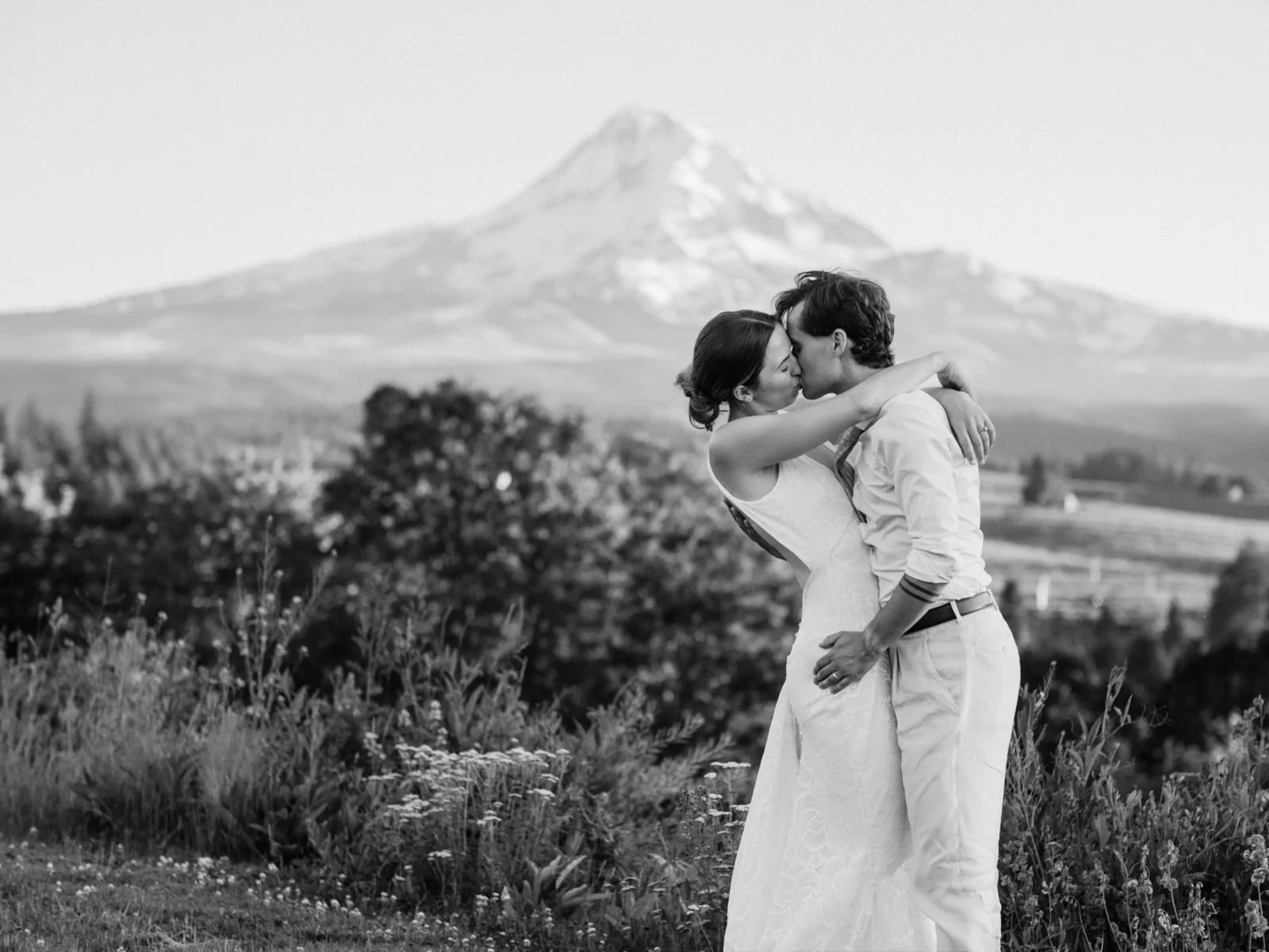 mt-hood-organic-farms-pink-tie-wedding-070.JPG