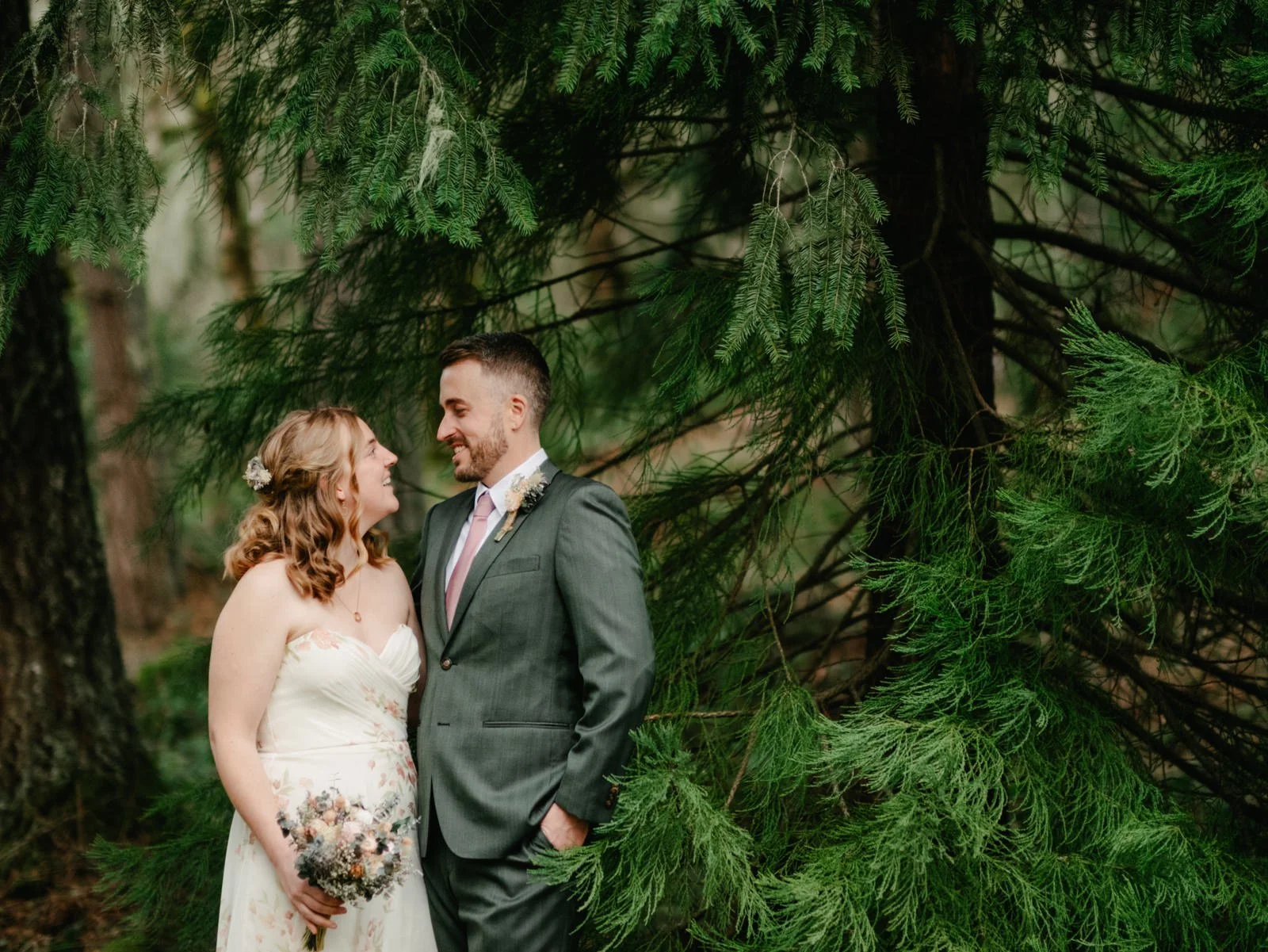 mount-tom-winter-wedding-014.JPG