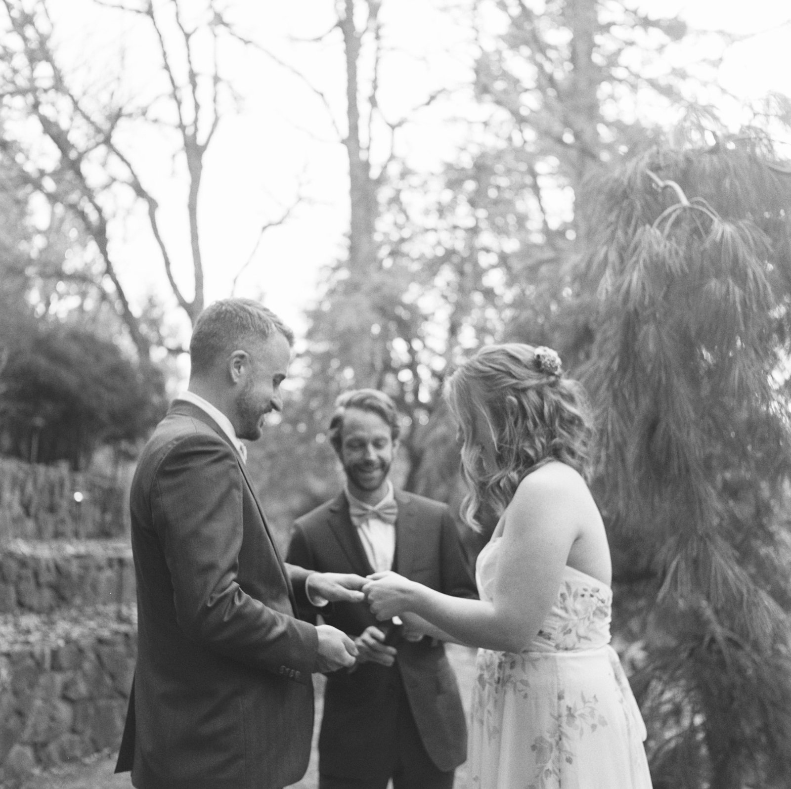 mount-tom-winter-wedding-042.JPG