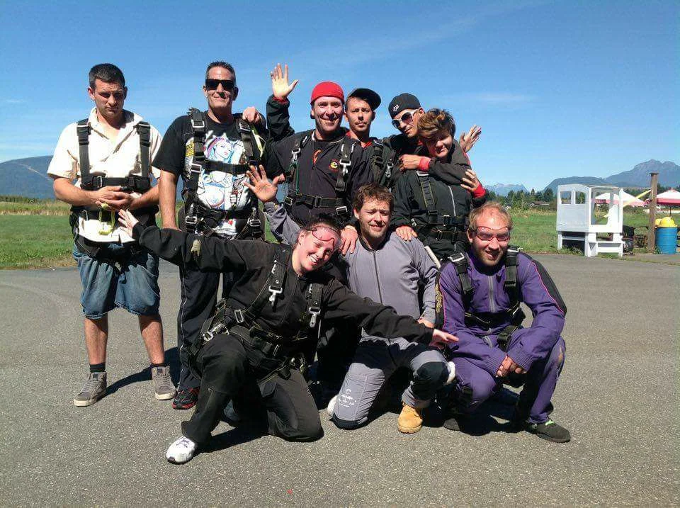 skydiving.jpg