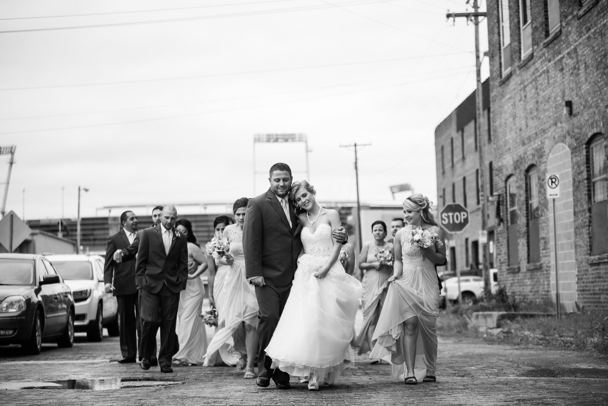 WEDDING-PHOTOGRAPHERS-IN-OMAHA-0017.jpg