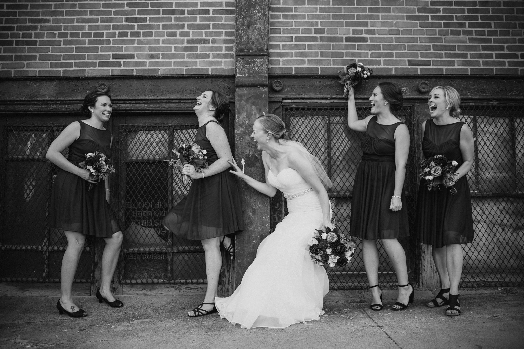 OMAHA-MARRIOTT-WEDDING-DOWNTOWN-MARRIOTT-OMAHA-WEDDING-PHOTOGRAPHER-JM-STUDIOS-027.jpg