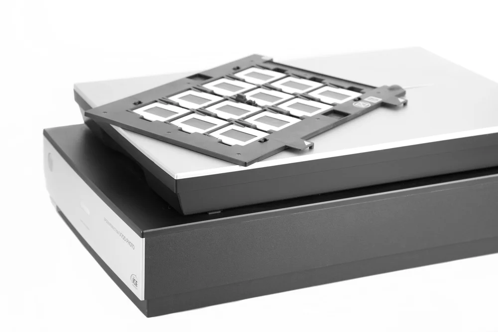 High Resolution Photo Scanning negative scanning Color Inc