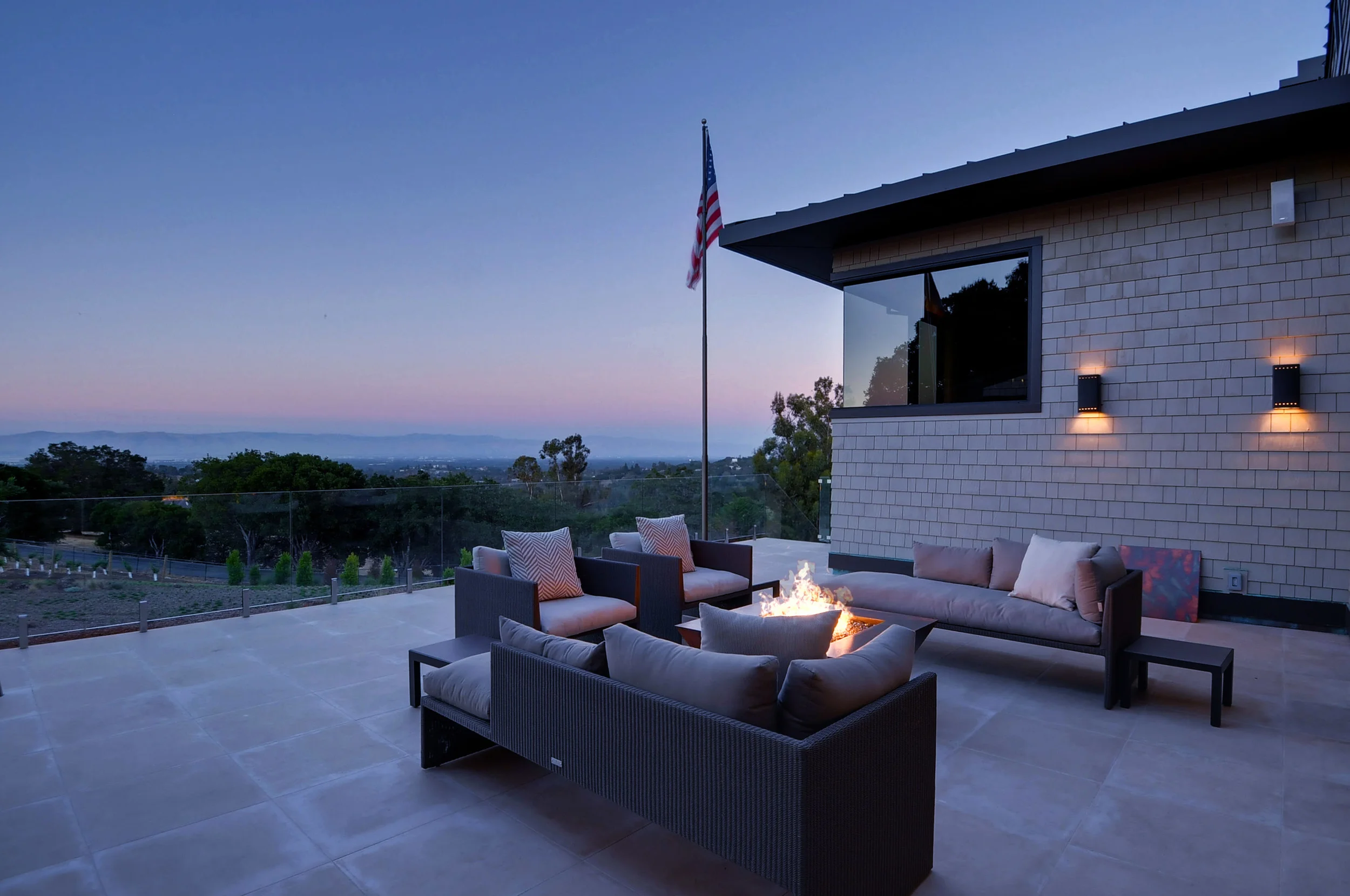 Backyard      13.jpg