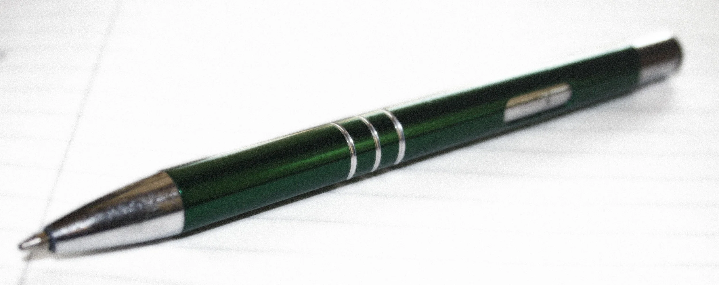 close up pen blurry Feb 2014 003.JPG