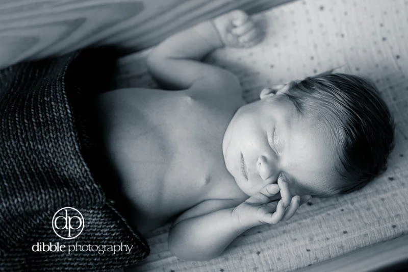 graeme-newborn-portraits-13.jpg