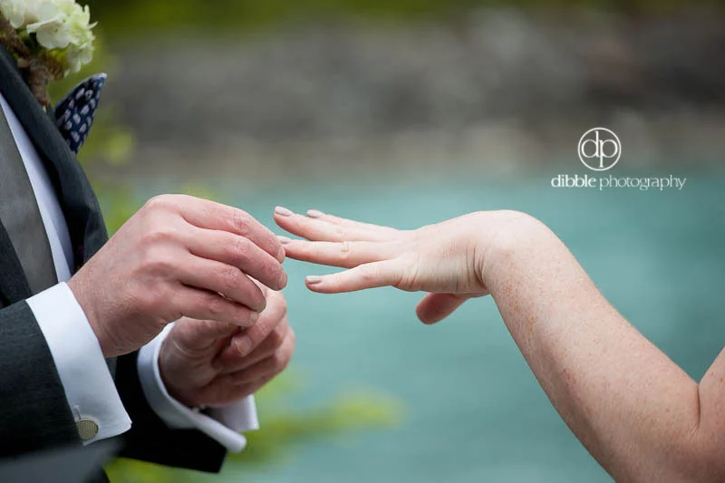 cathedral-mountain-lodge-elopement11.jpg