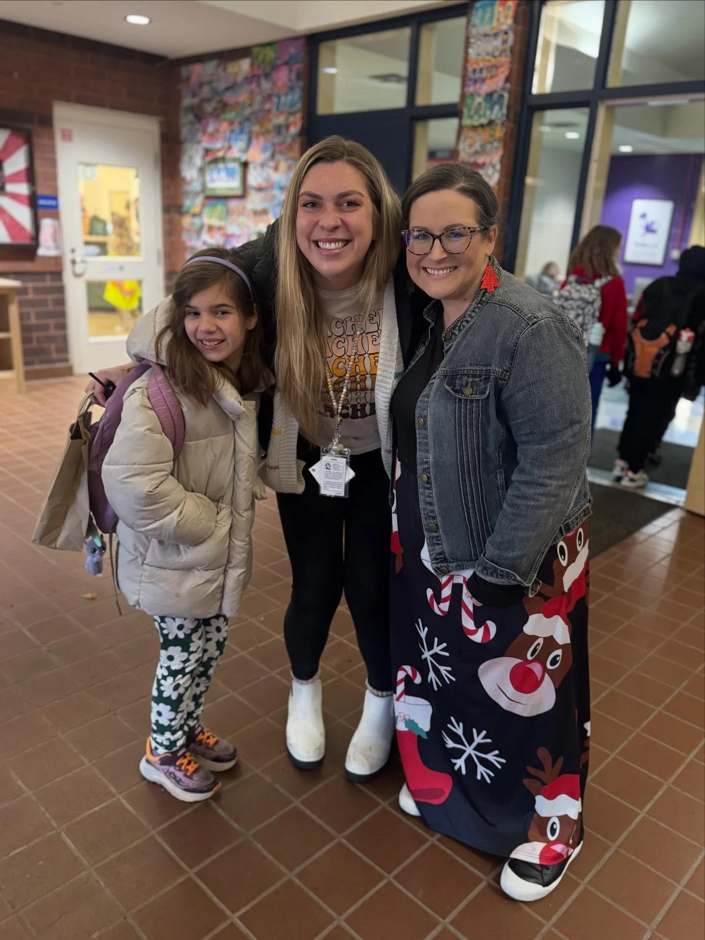 Tomorrow is Exceptional Education appreciation day! Thank you to all of the exceptional education teachers, paras, and therapists working with our students! ⭐️ Pictured: Ms. Baxter and Ms. Meggan 🩷