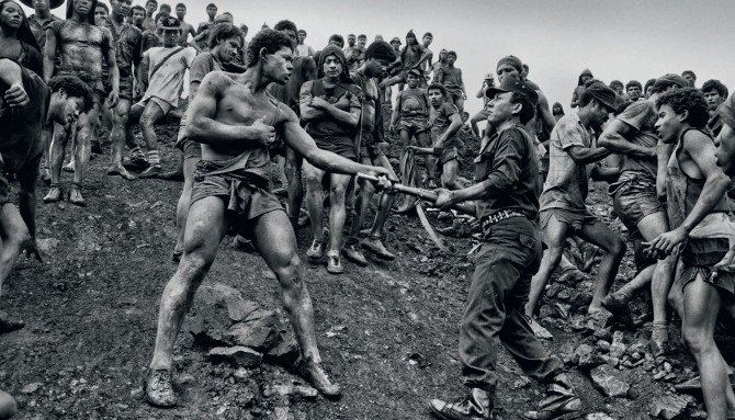 Sebastião Salgado, Serra Pelada, State of Para, Brazil, 1986