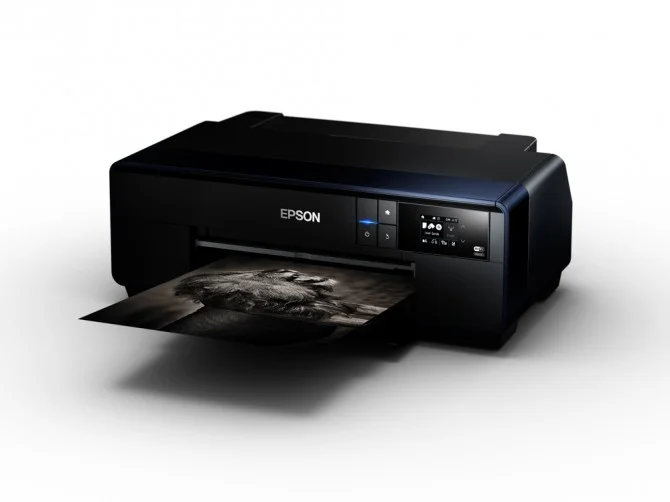 Front-Right-with-Print-Sample1-670x502.jpg