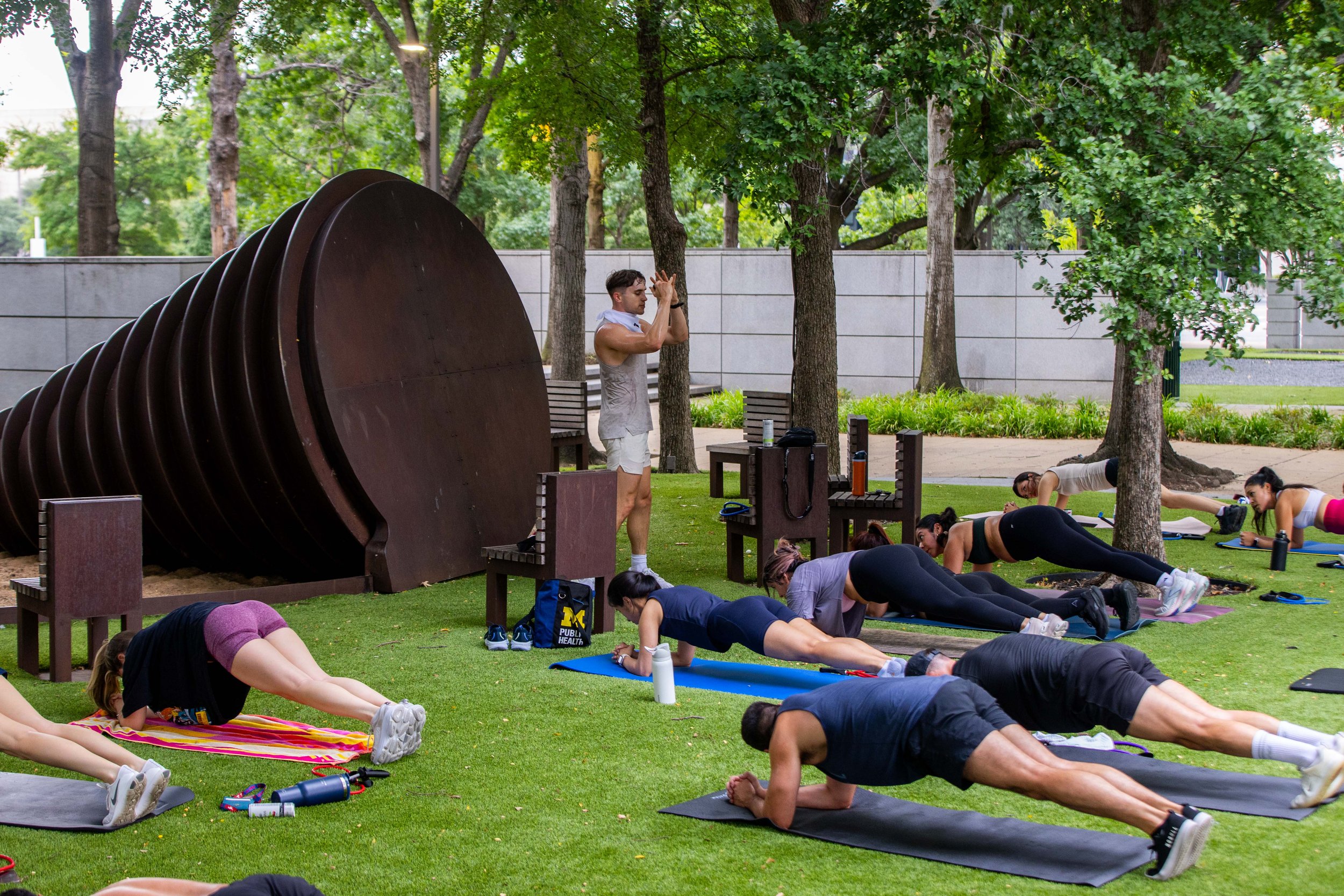 071225_Lululemon_HIIT_LubbenPark-107.jpg