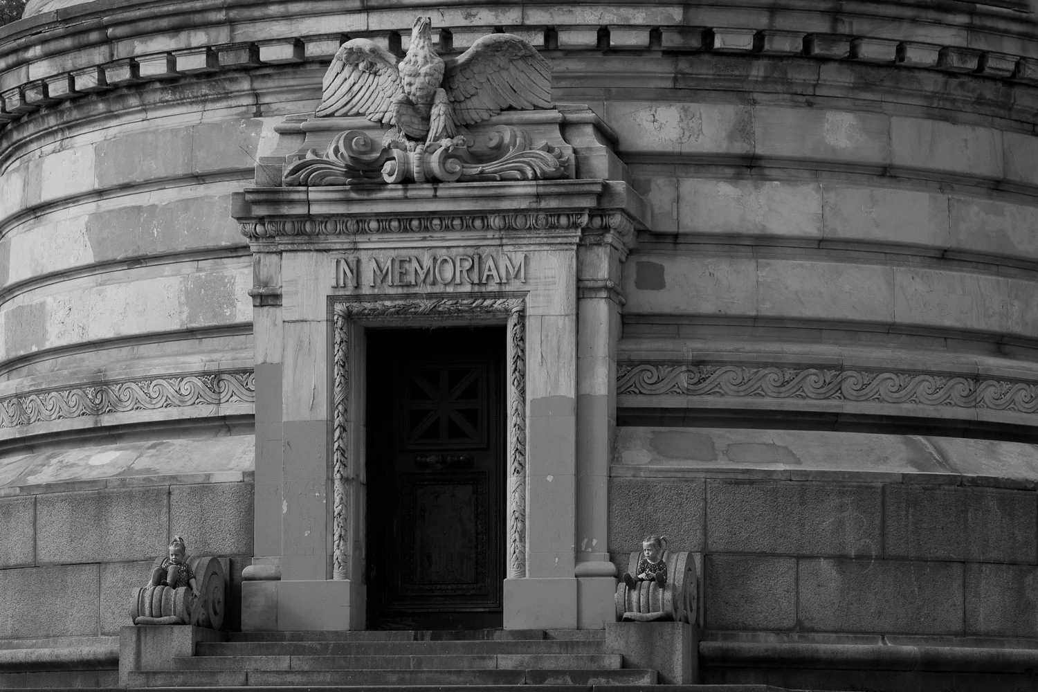 Guardians of the Tomb