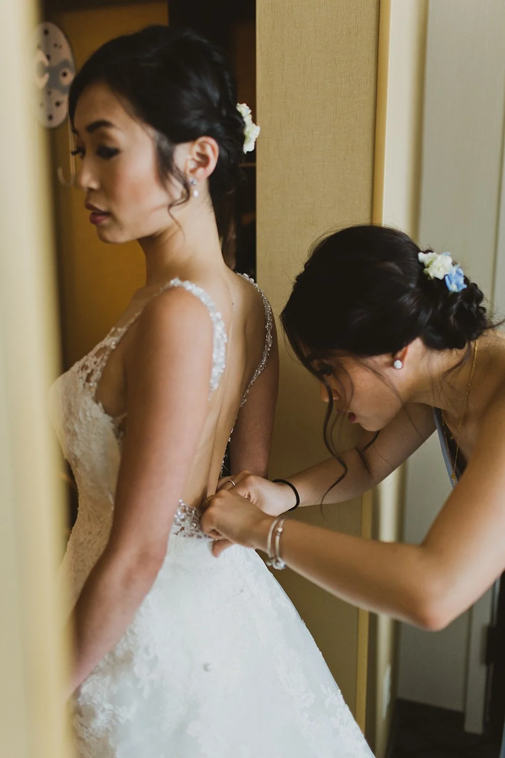 HELEN&GREG-A-gettingready-187.jpg