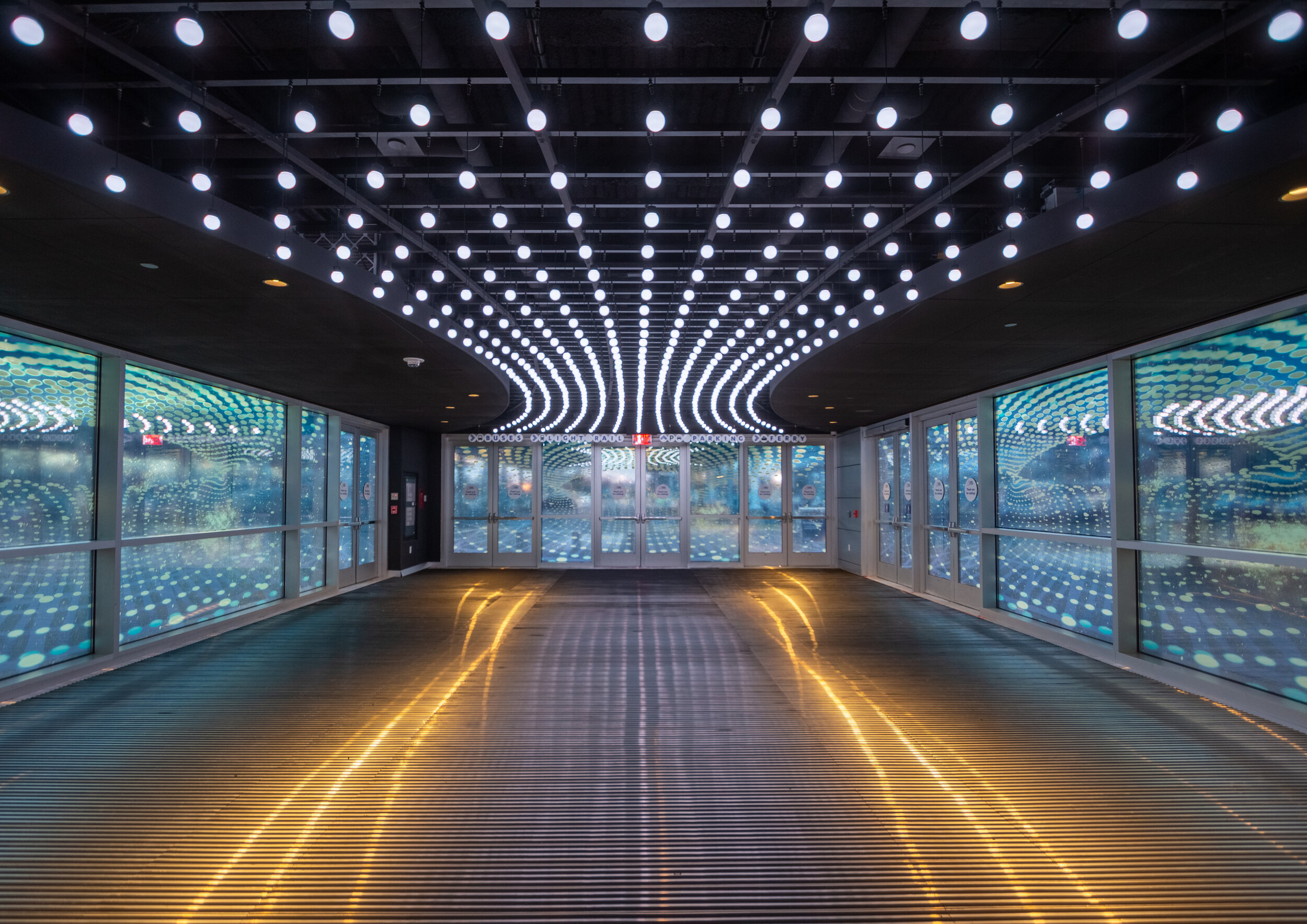 Velsigne assimilation Synslinie Liberty Science Center Vestibule — Focus Lighting - Architectural Lighting  Design