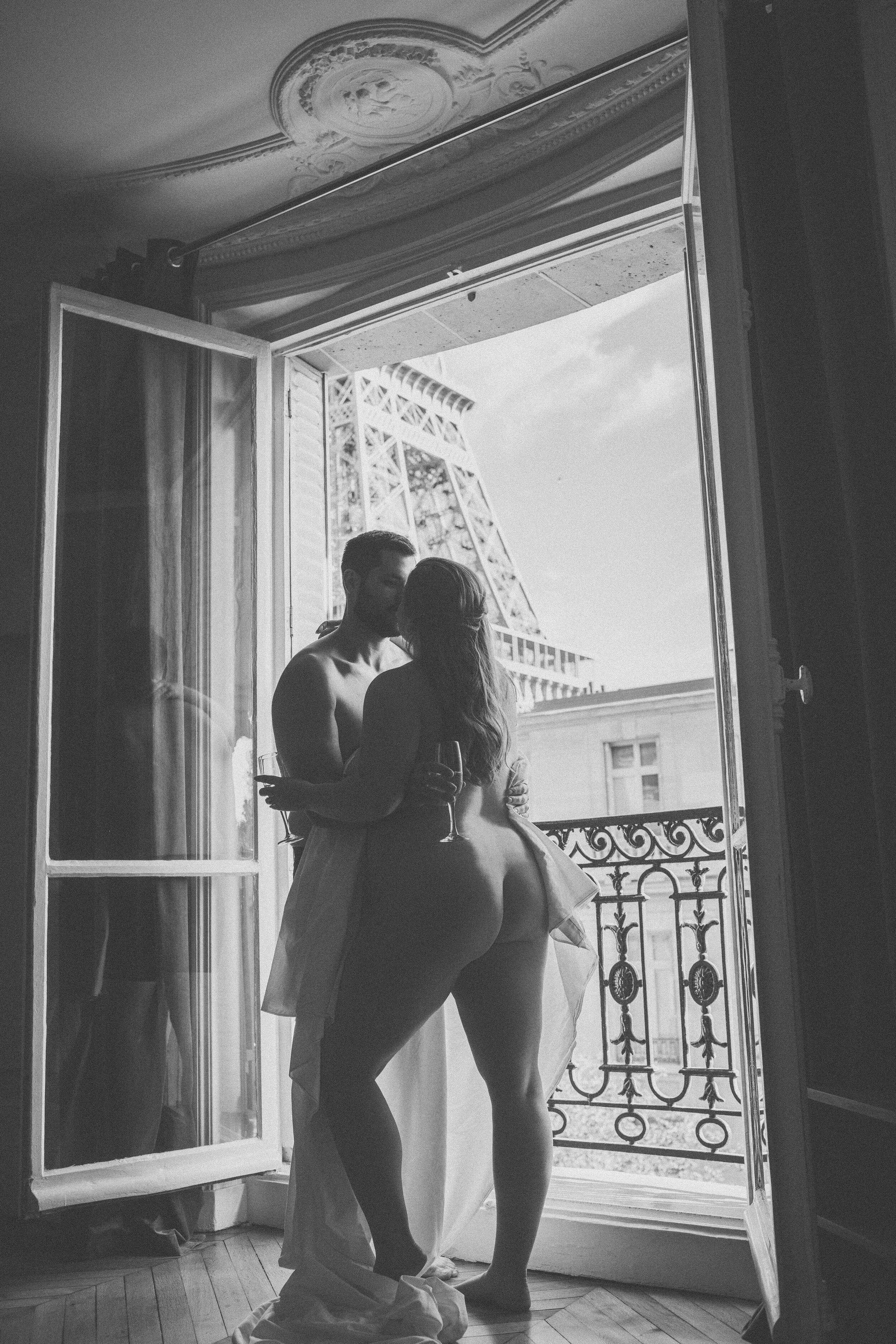 couplesboudoirparis.jpg