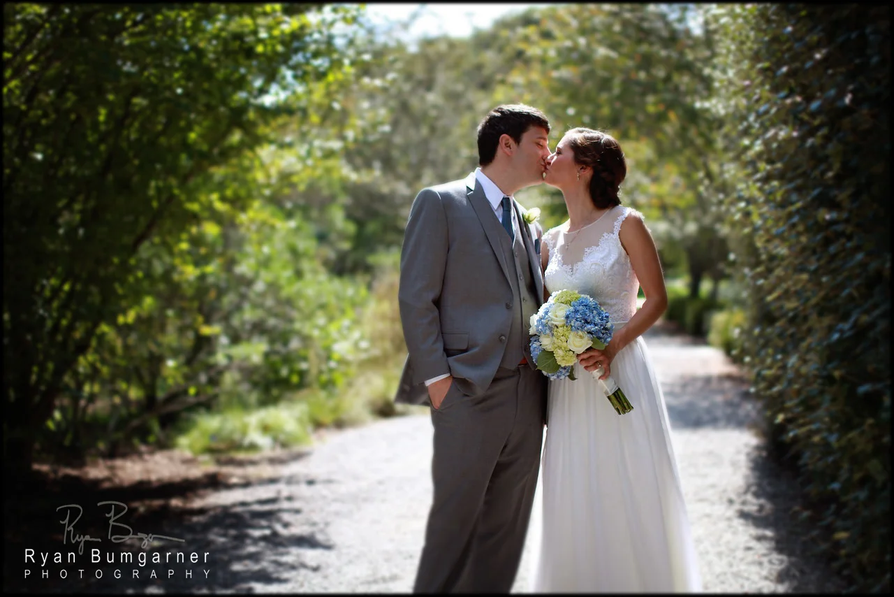 ryan-bumgarner-nc-arboretum-wedding-5.jpg