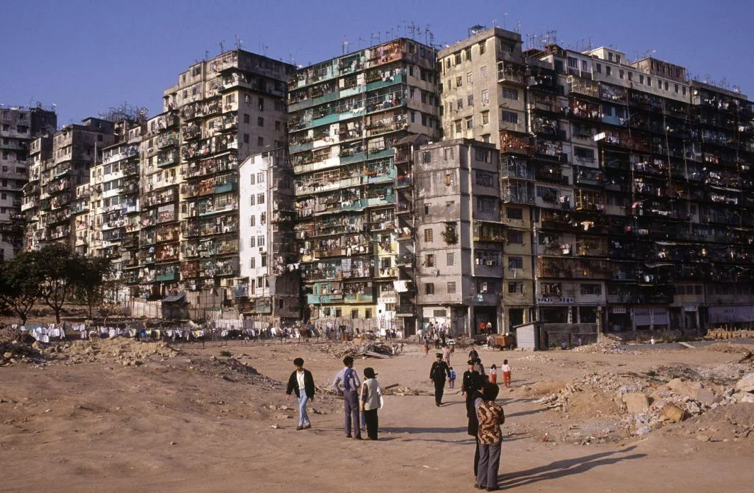 © Greg Girard From Kowloon Walled City, 1987