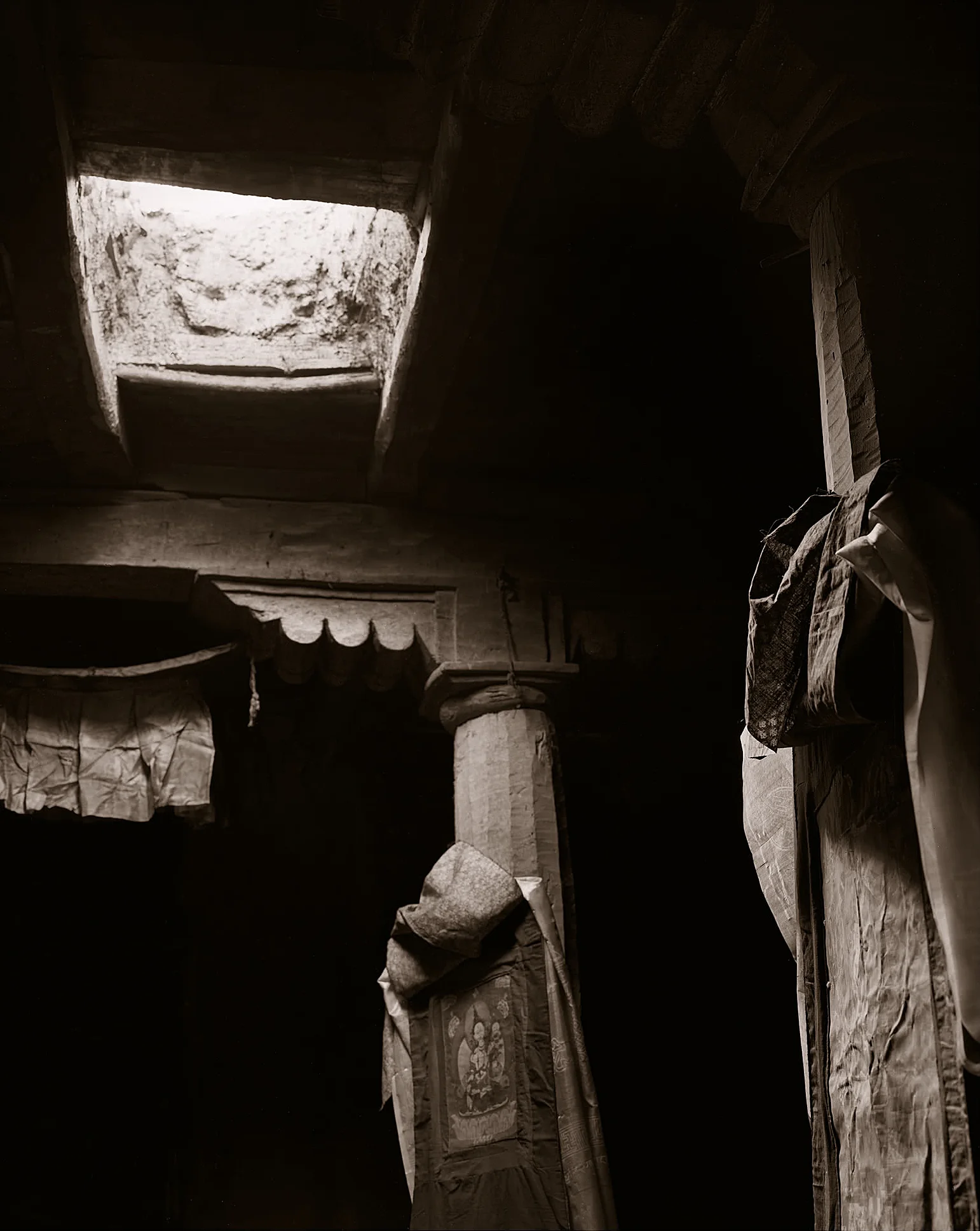 Buddhist Chapel Ladakh, India 2013.jpg