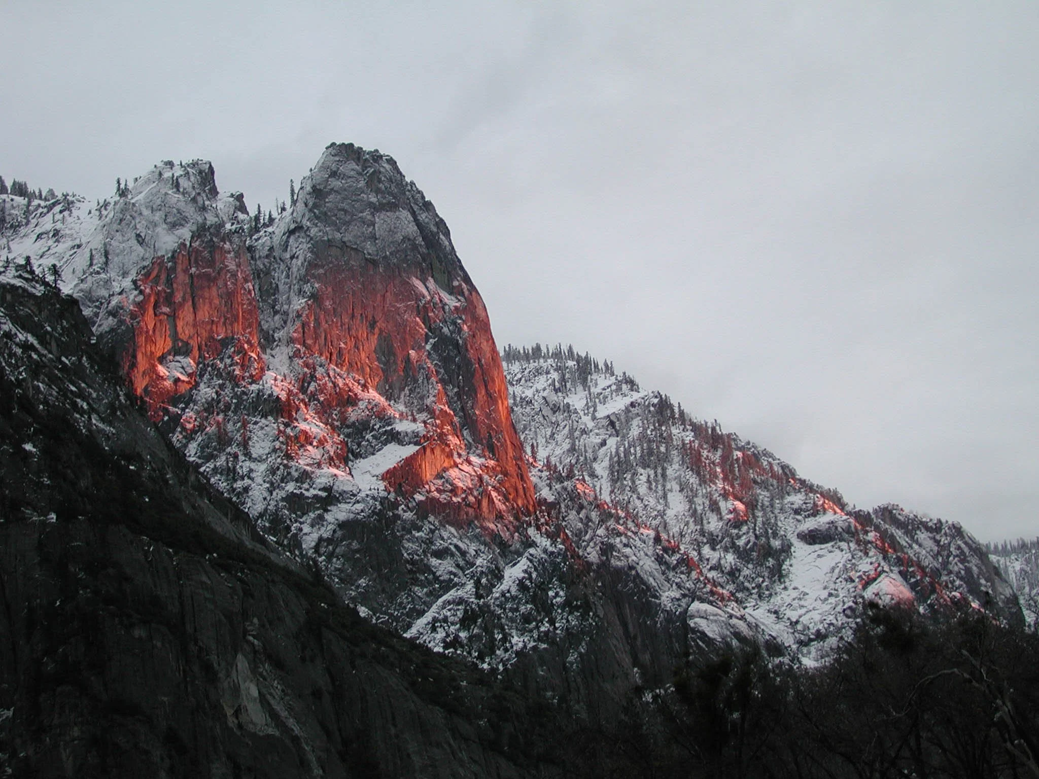 Peter Griffes, Yosemite Fire Rocks, 2002