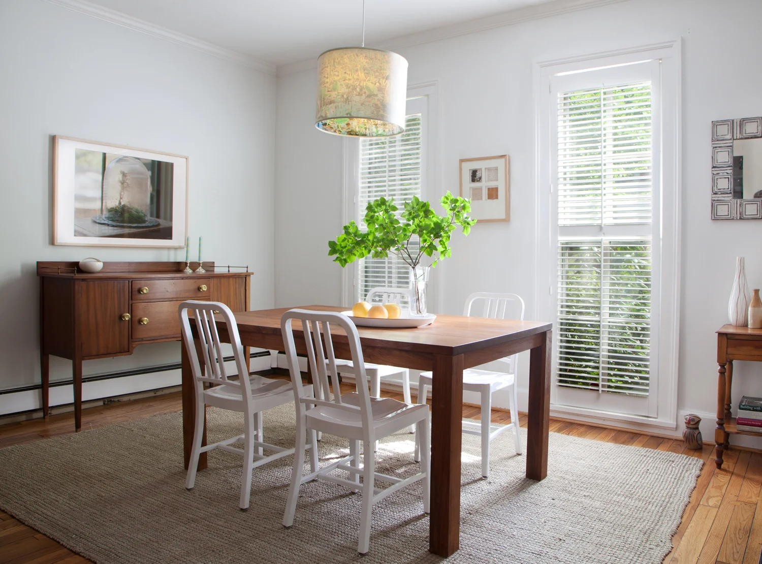 entrancetable.jpg