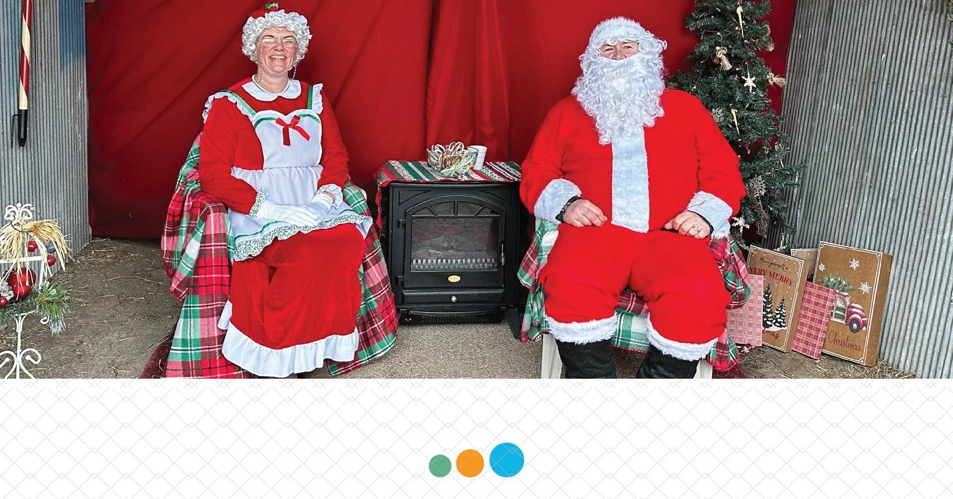 Community Christmas Barn