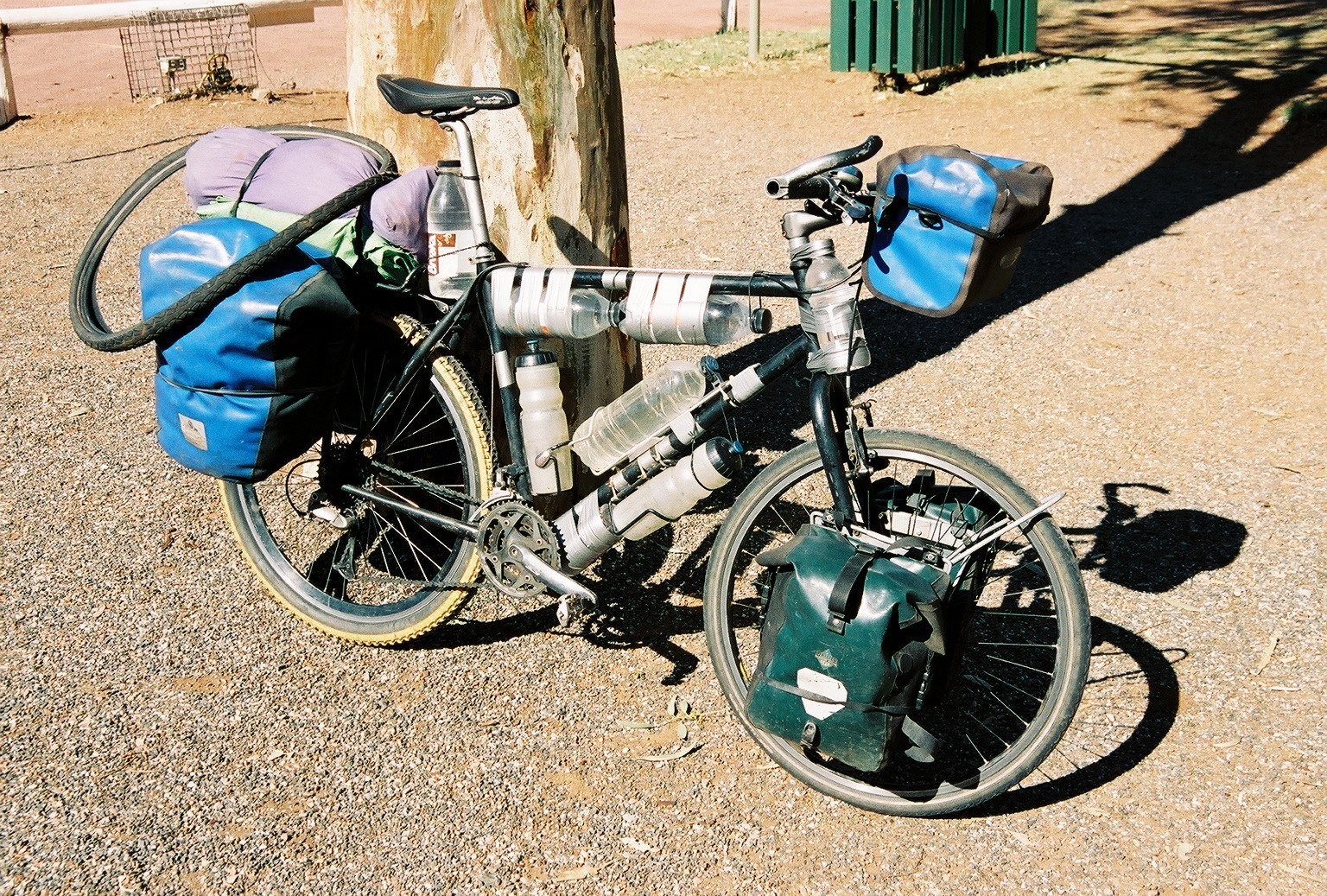 scott-stoll-Australian-outback-27-liters-of-water-backroads-adventure.jpg