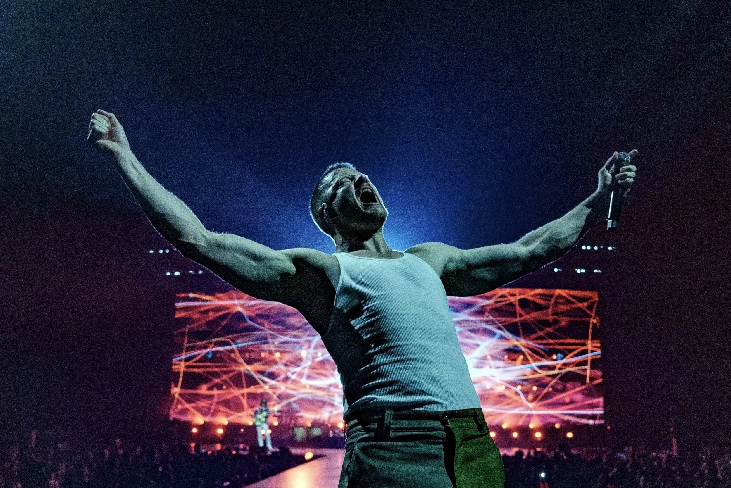 dan arms up end of stage.jpg