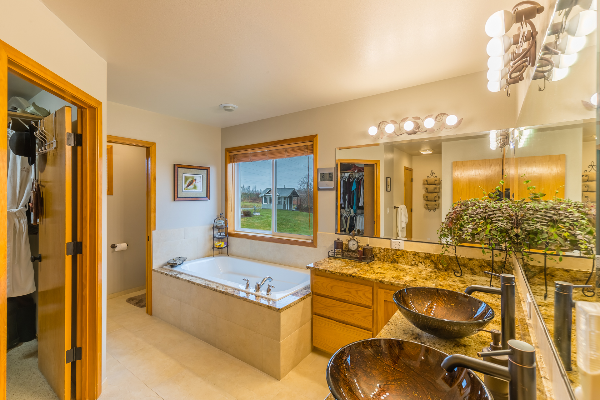 CX0I8627-HDR.jpg