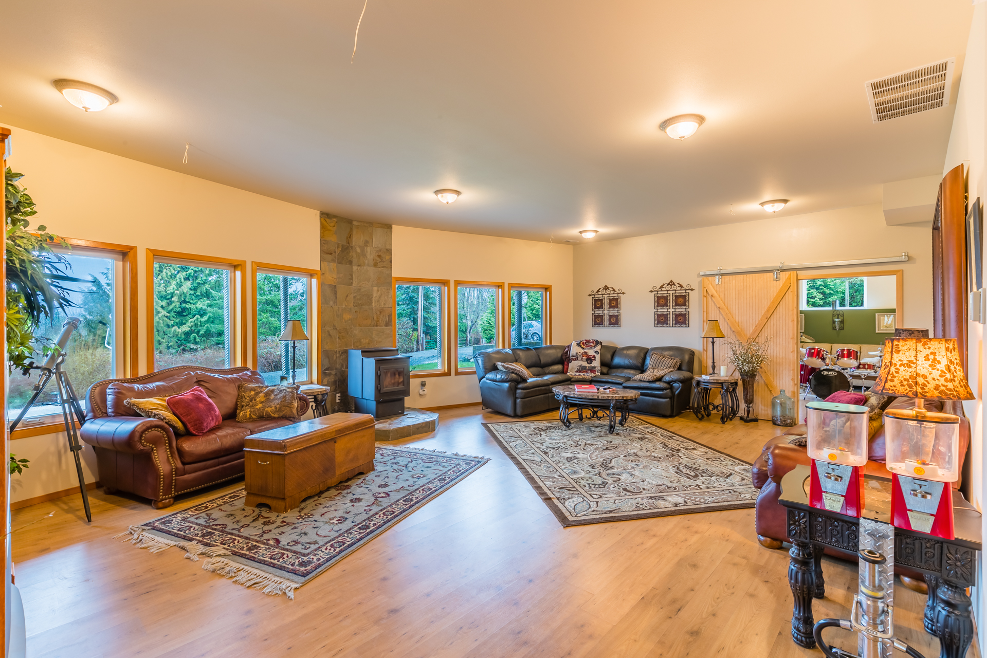 CX0I8567-HDR.jpg