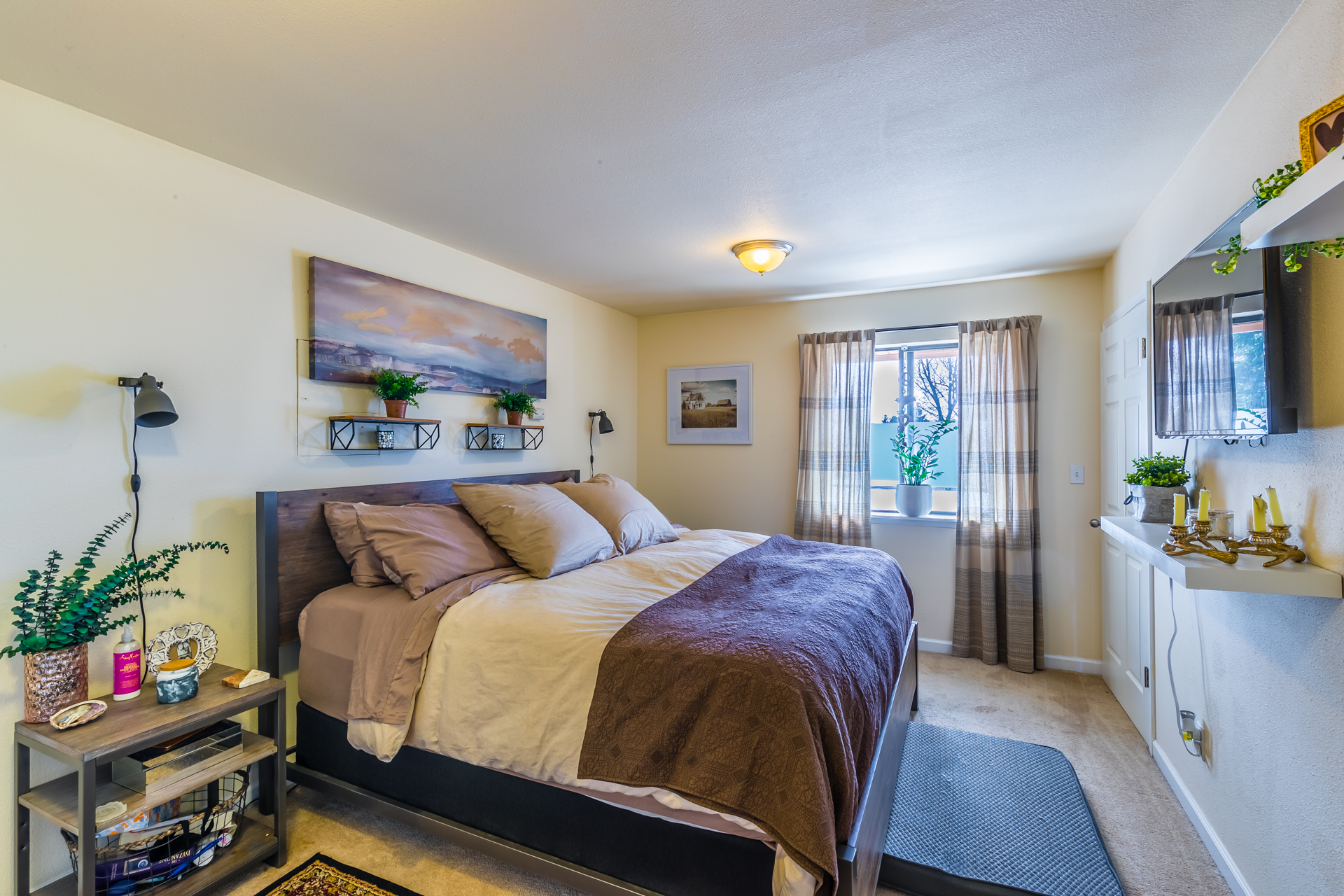 CX0I9342-HDR.jpg